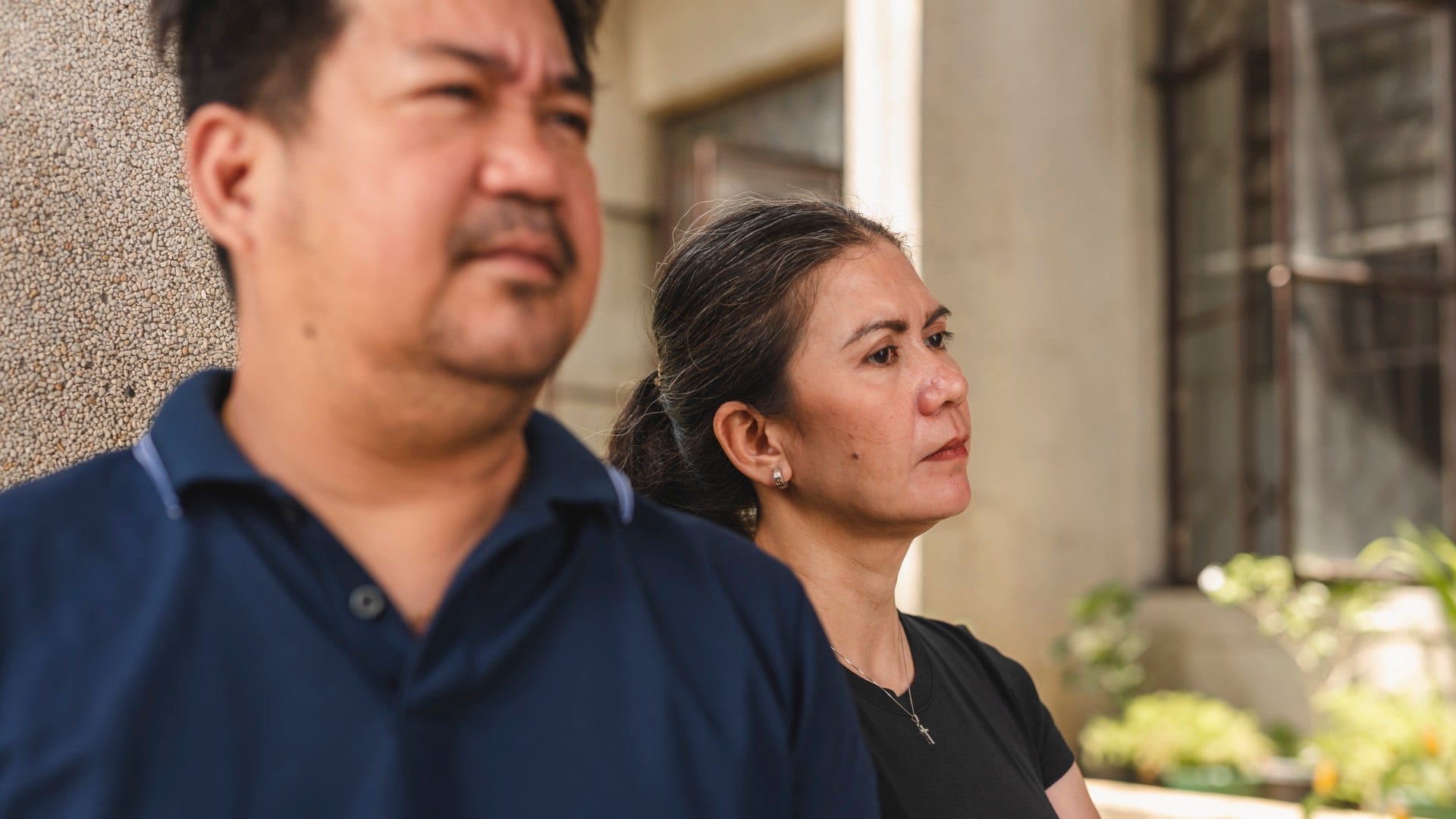 woman who kept secrets growing up changed topics when conversations turn vulnerable