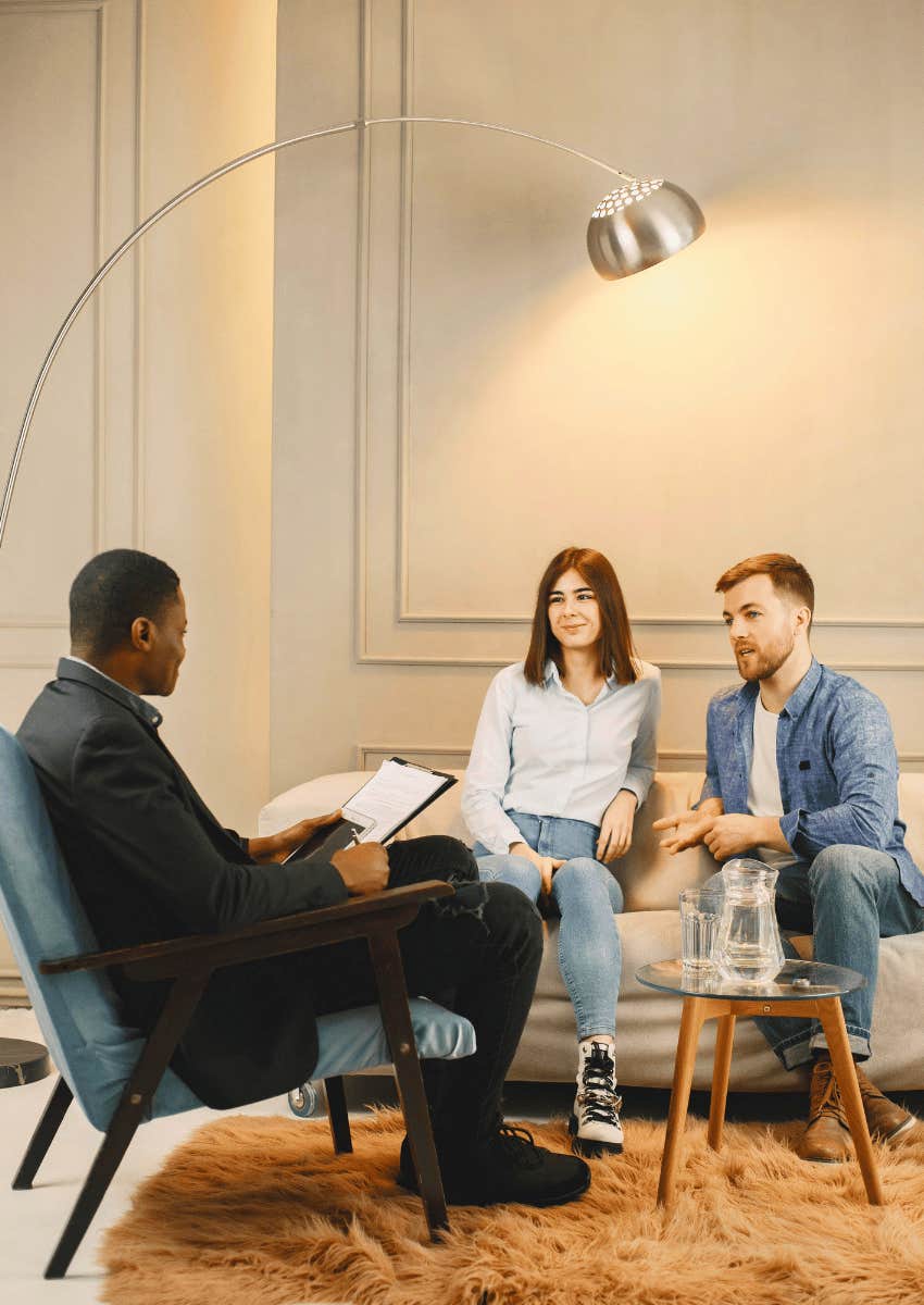 couple at therapy