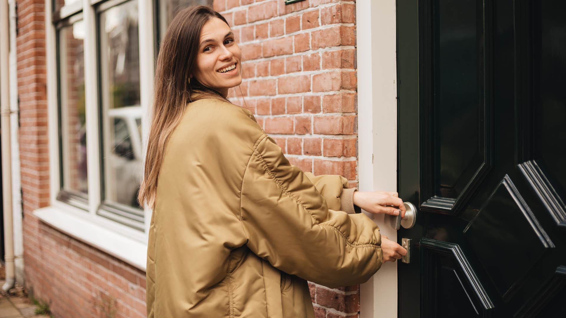 couple who knows how to find productive alone time divides errands when possible
