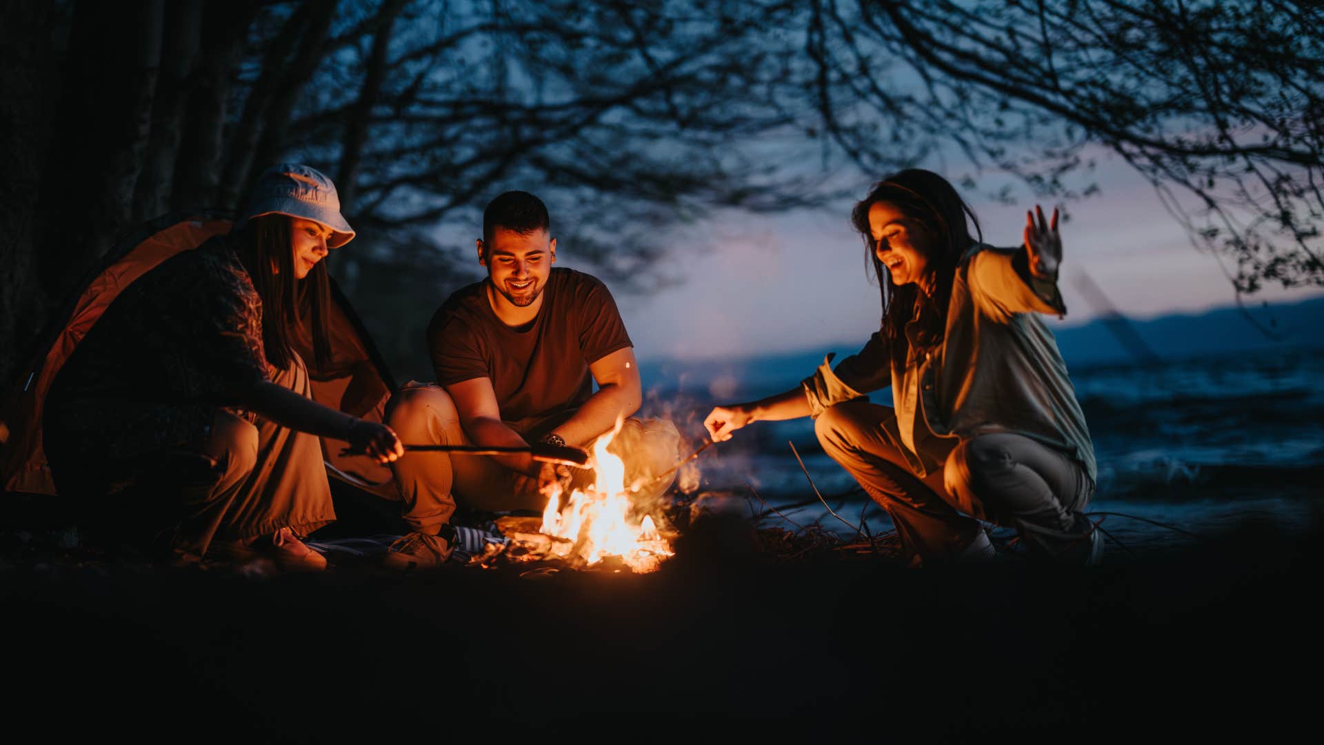 couple who knows how to find productive alone time maintains friendships outside the relationship