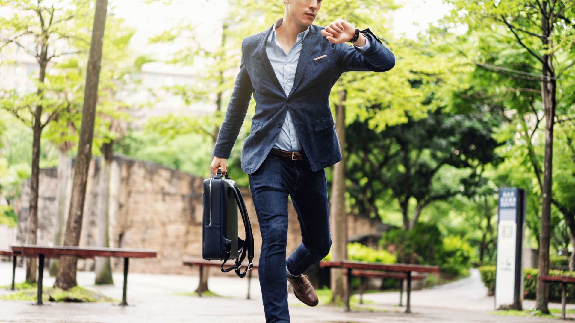 distinctive traits of people who dont value anyone elses time but their own they are always late