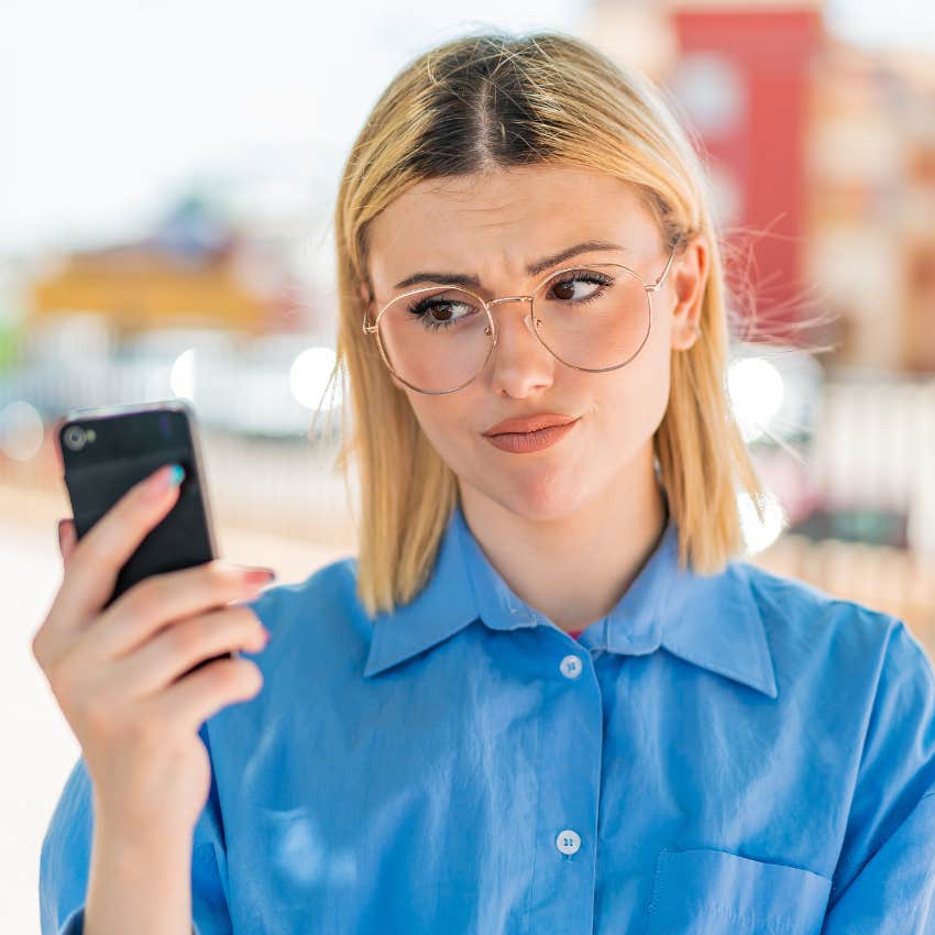 woman seeing fake people on her phone copying others for approval