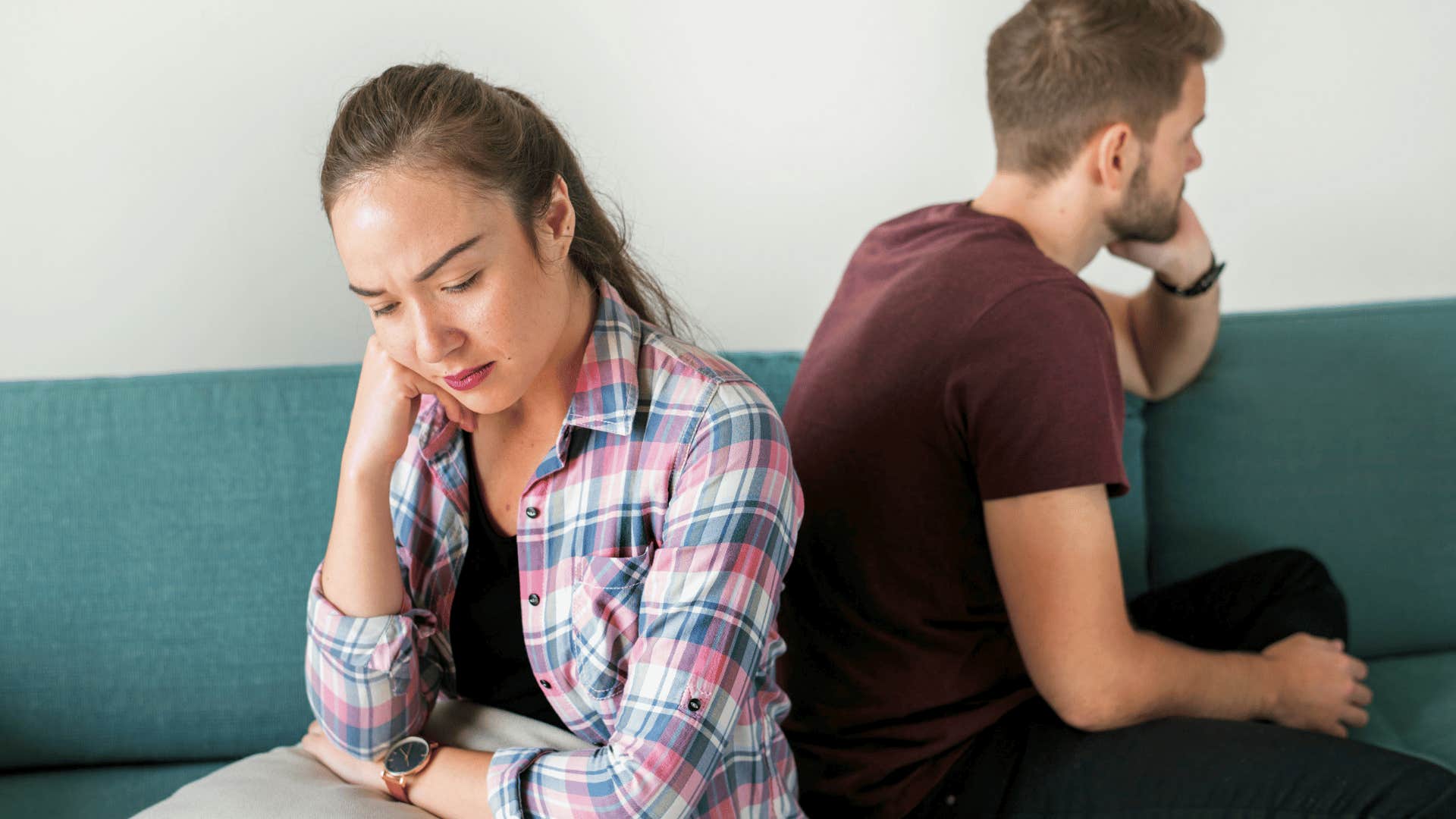 if you feel confused about your relationship don't ignore them berating you for talking or seeing your friends and family