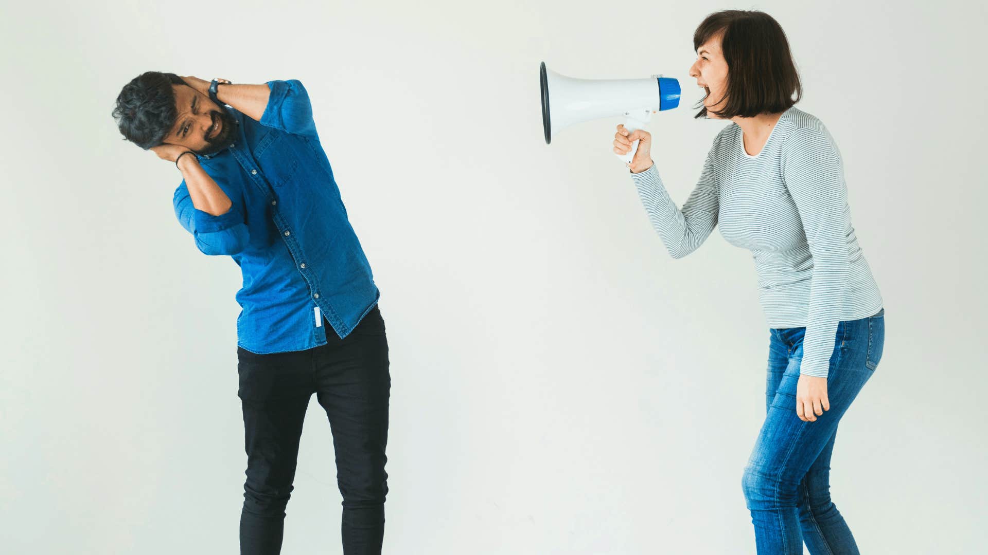 if you feel confused about your relationship don't ignore them constantly using screaming to intimidate