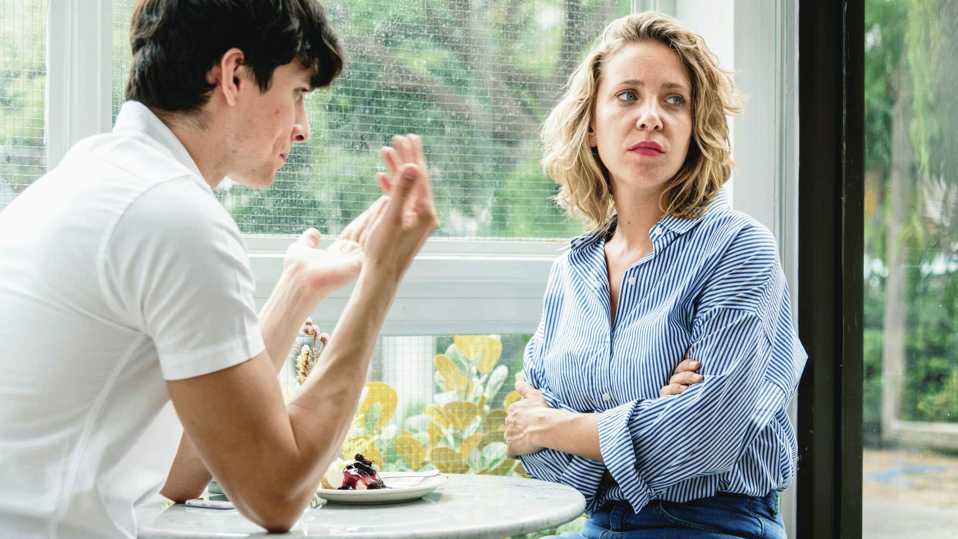 if you feel confused about your relationship don't ignore any threats to hurt you