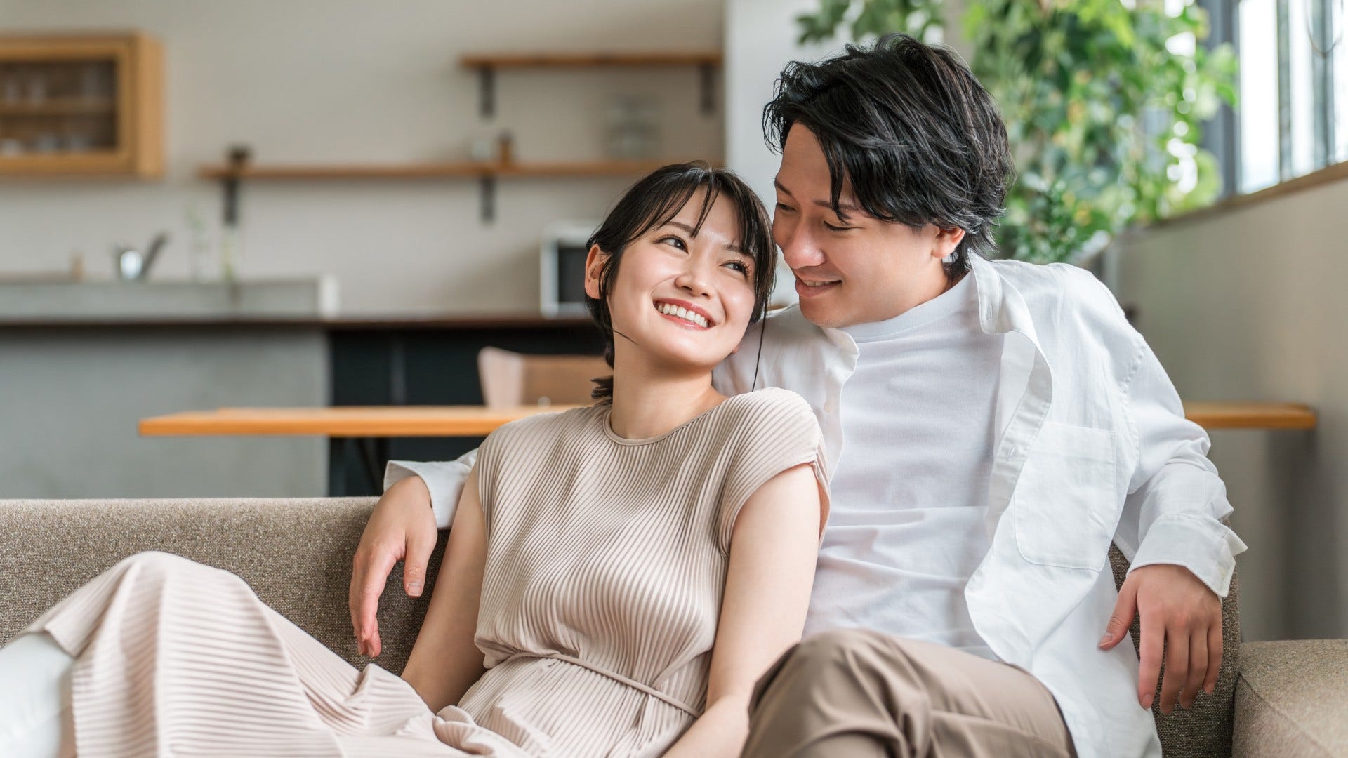 couple who trust each other and allow each other to grow without insecurity