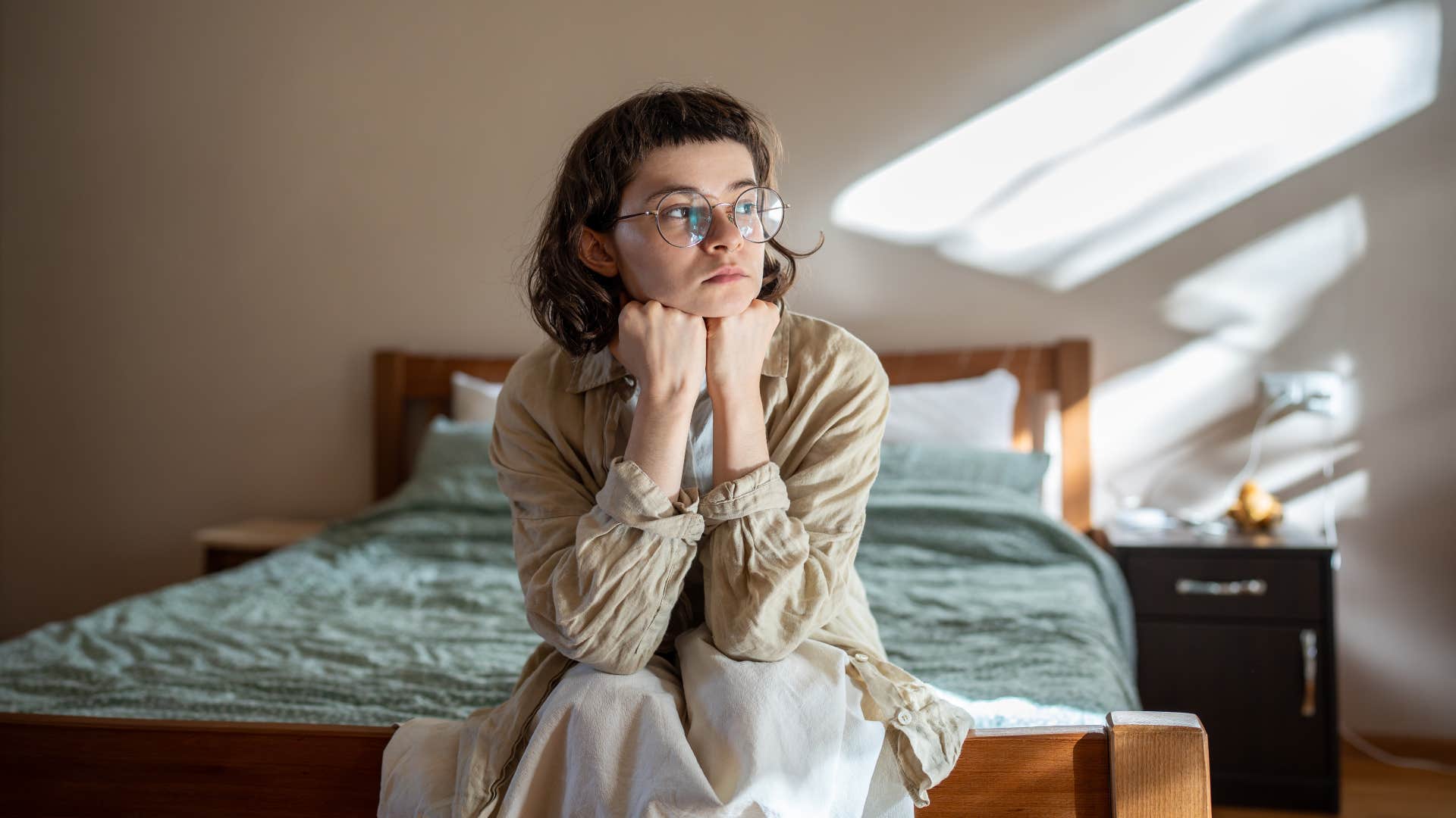 teenager hated the popular kids in high school for reasons that still affect them now 