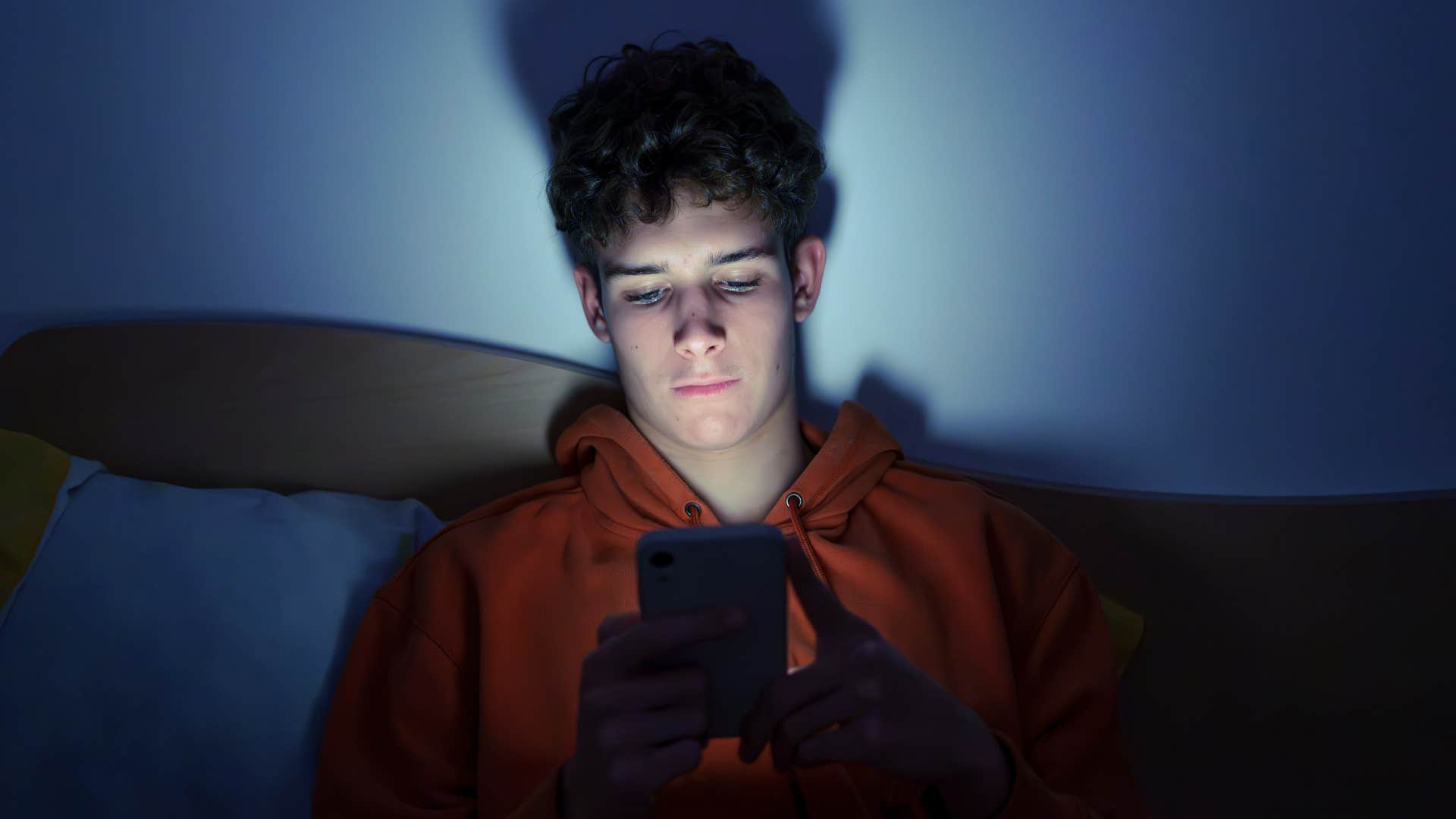 teenager hated the popular kids in high school for reasons that still affect him now 