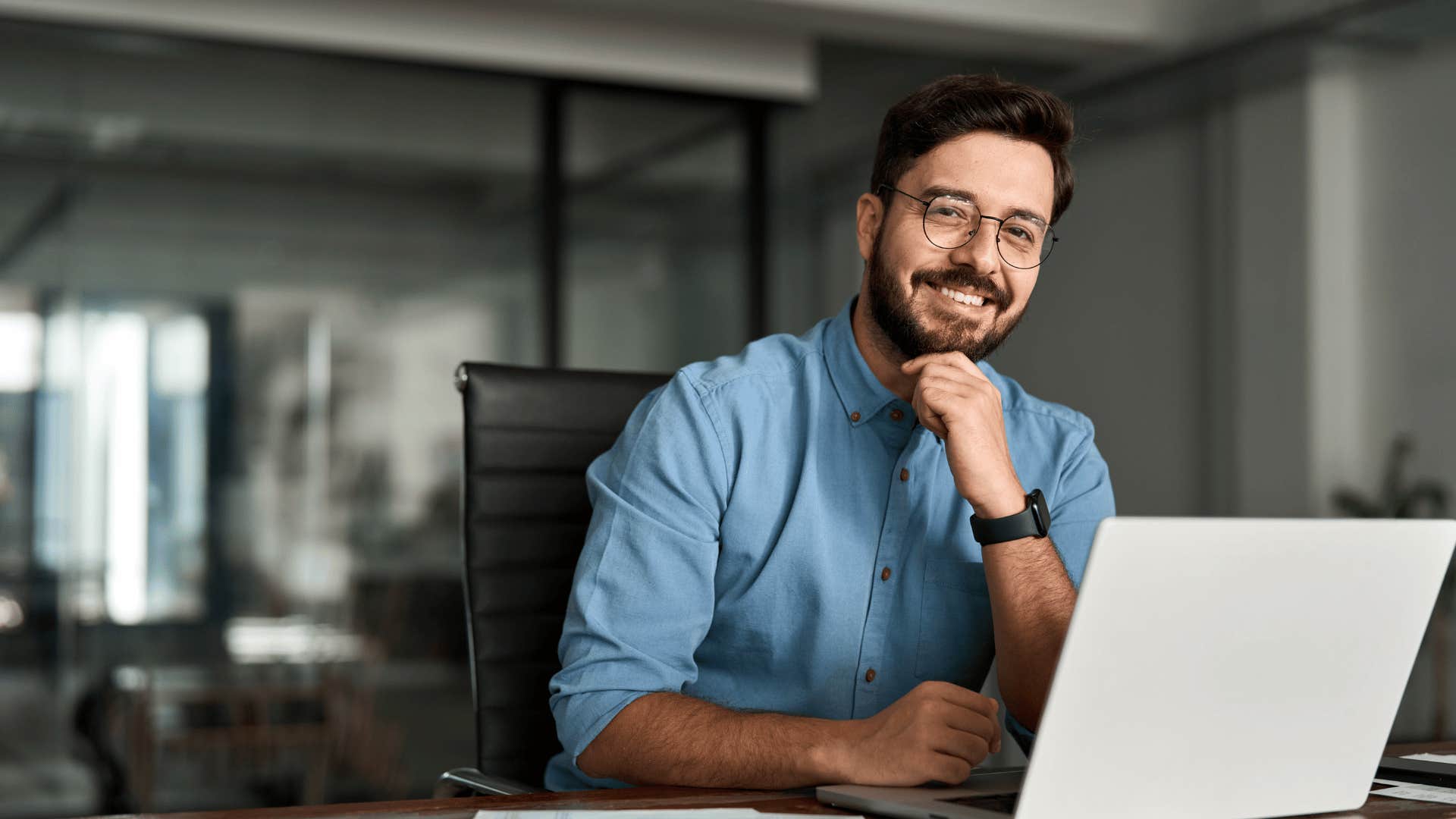 man who is highly disciplined as he wprks in focused blocks