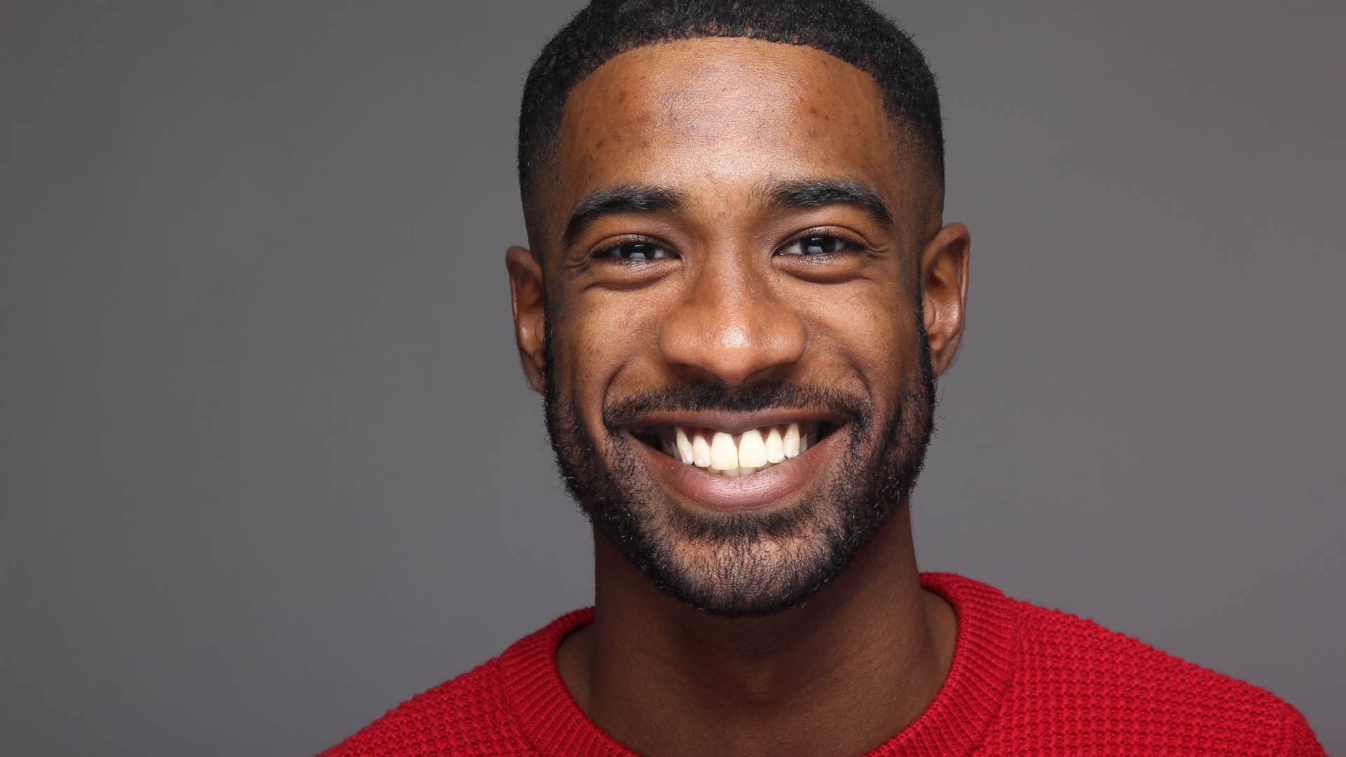 if a man shows these signs early he may not be particularly stable he love bombs