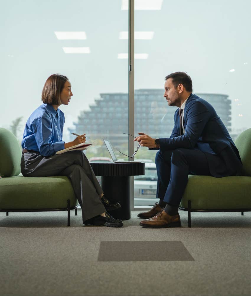 Interviewee explains to hiring manager what makes them stand out