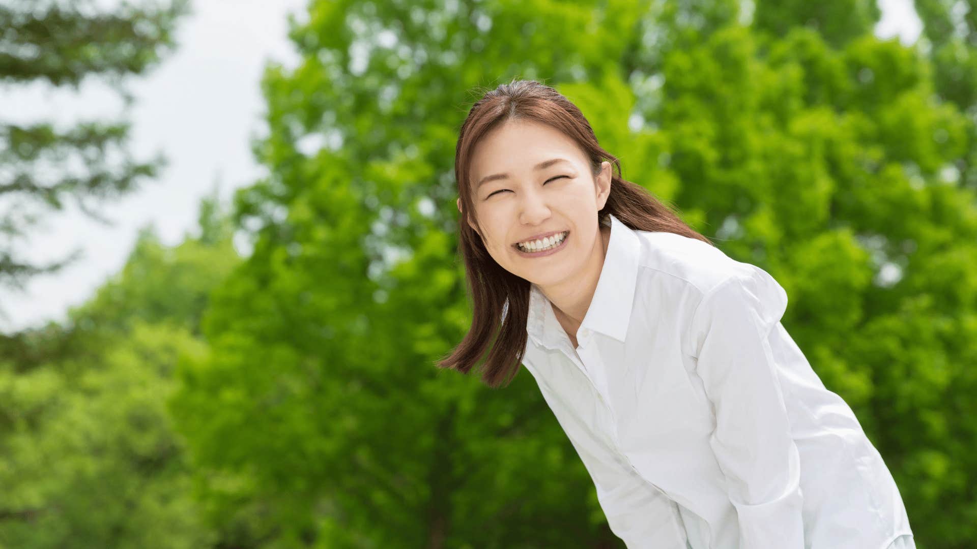 successul woman who makes it a habit to step outside her comfort zone