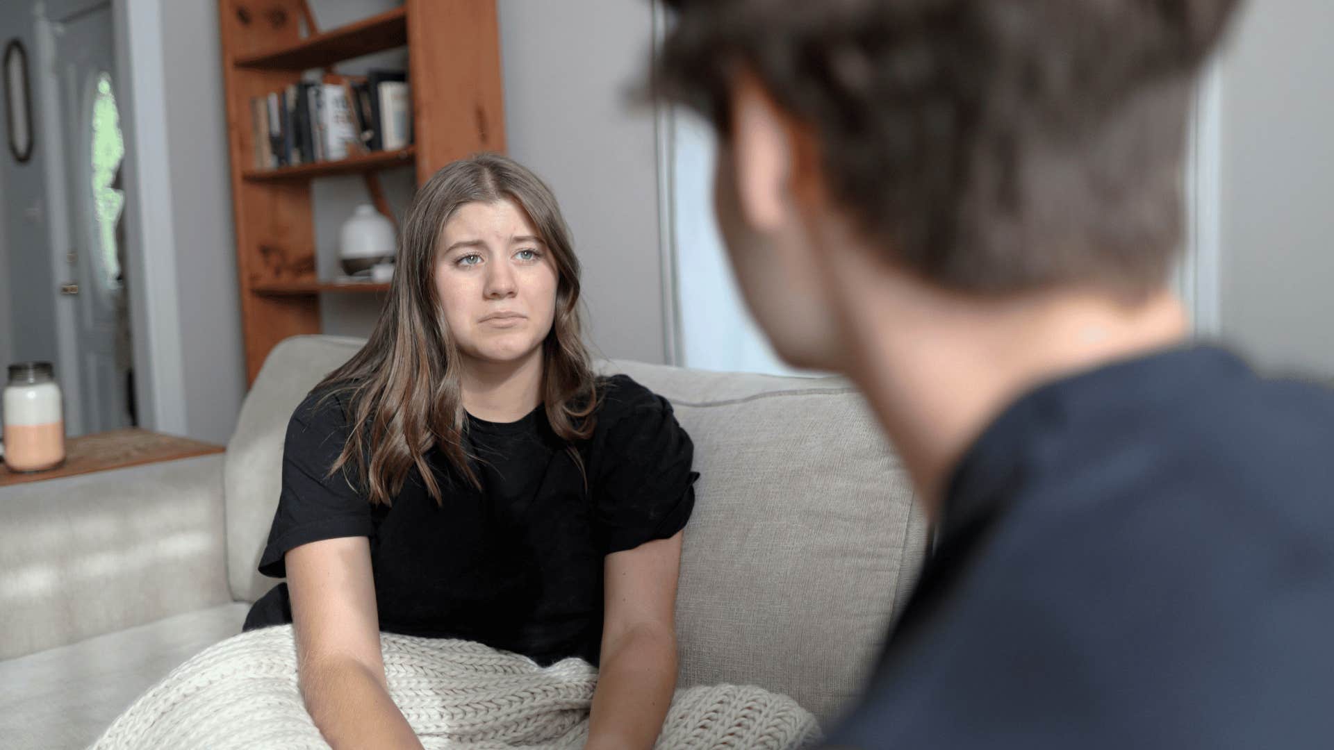 man doesn't like you enough if you're the only one putting effort into communicating