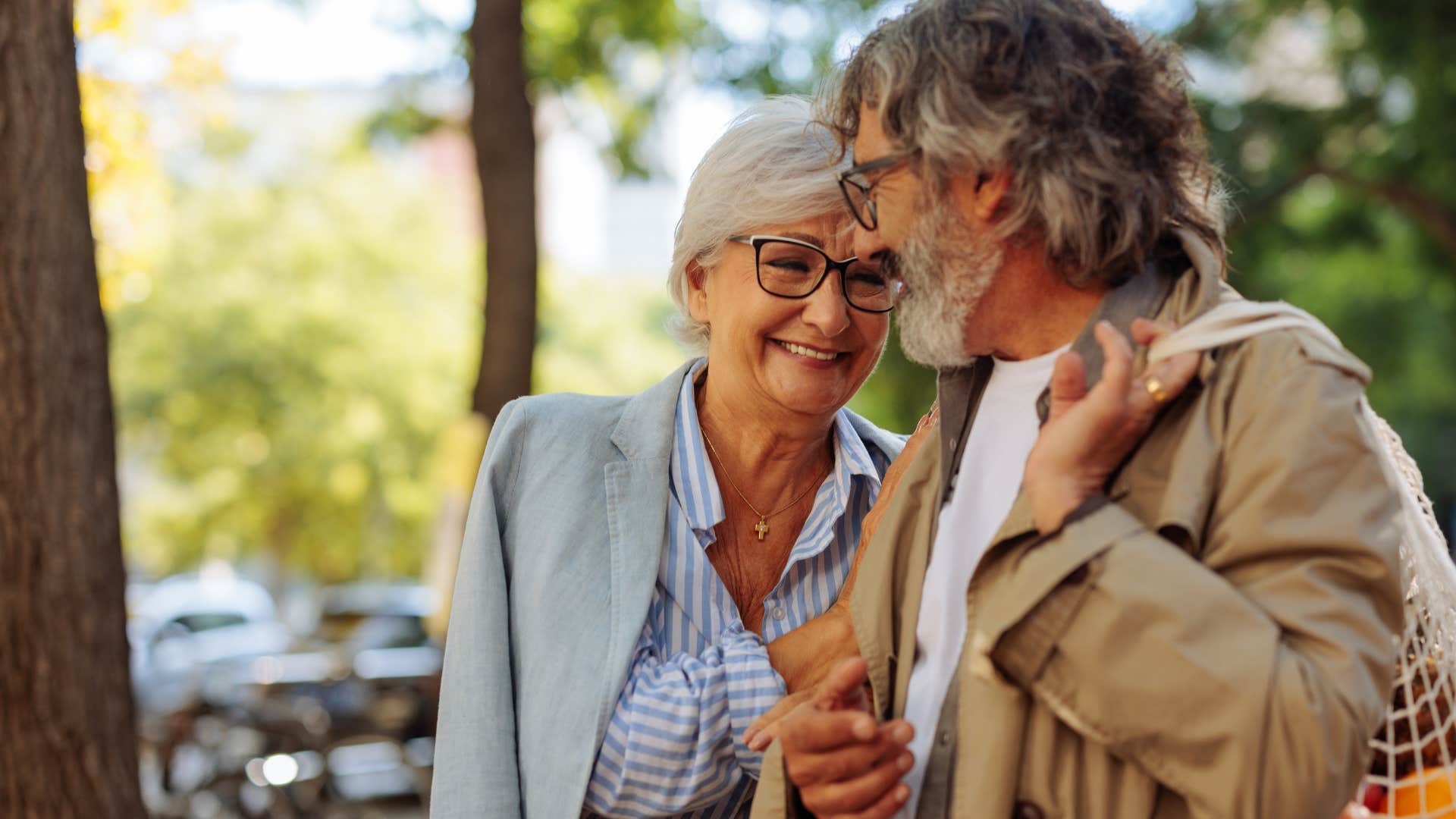 Man saying "I've got it, don't worry" to his wife.