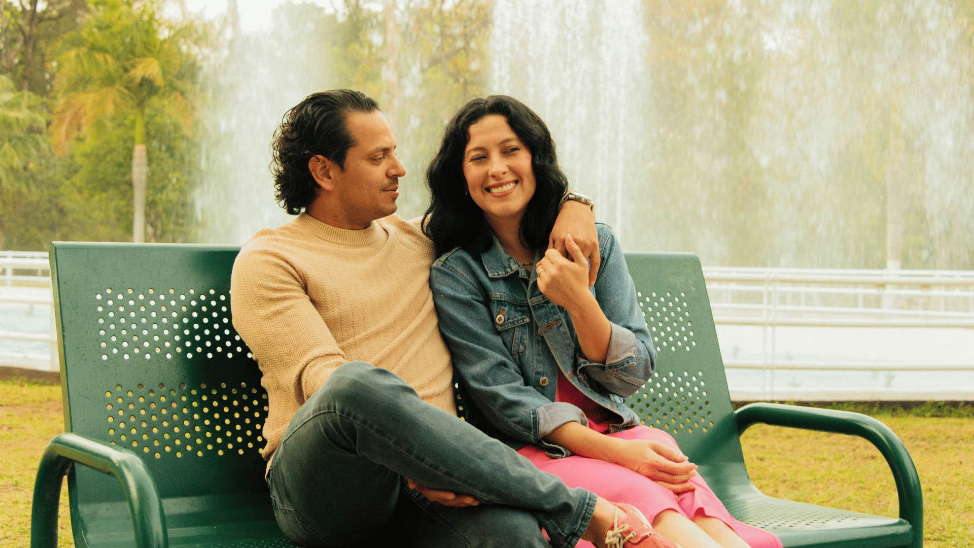 men and women stay happily married make her feel desired