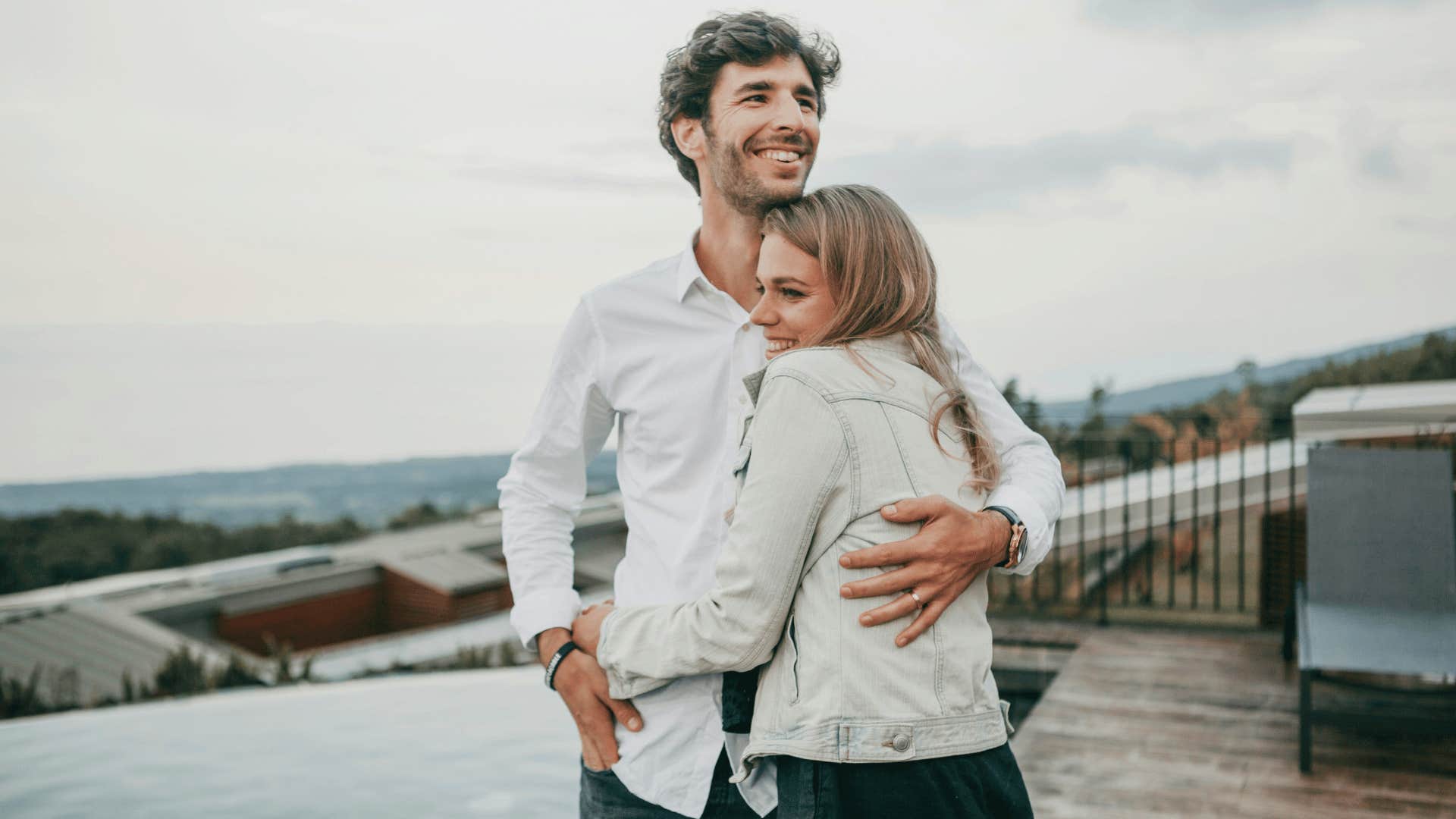 men and women stay happily married make her feel safe