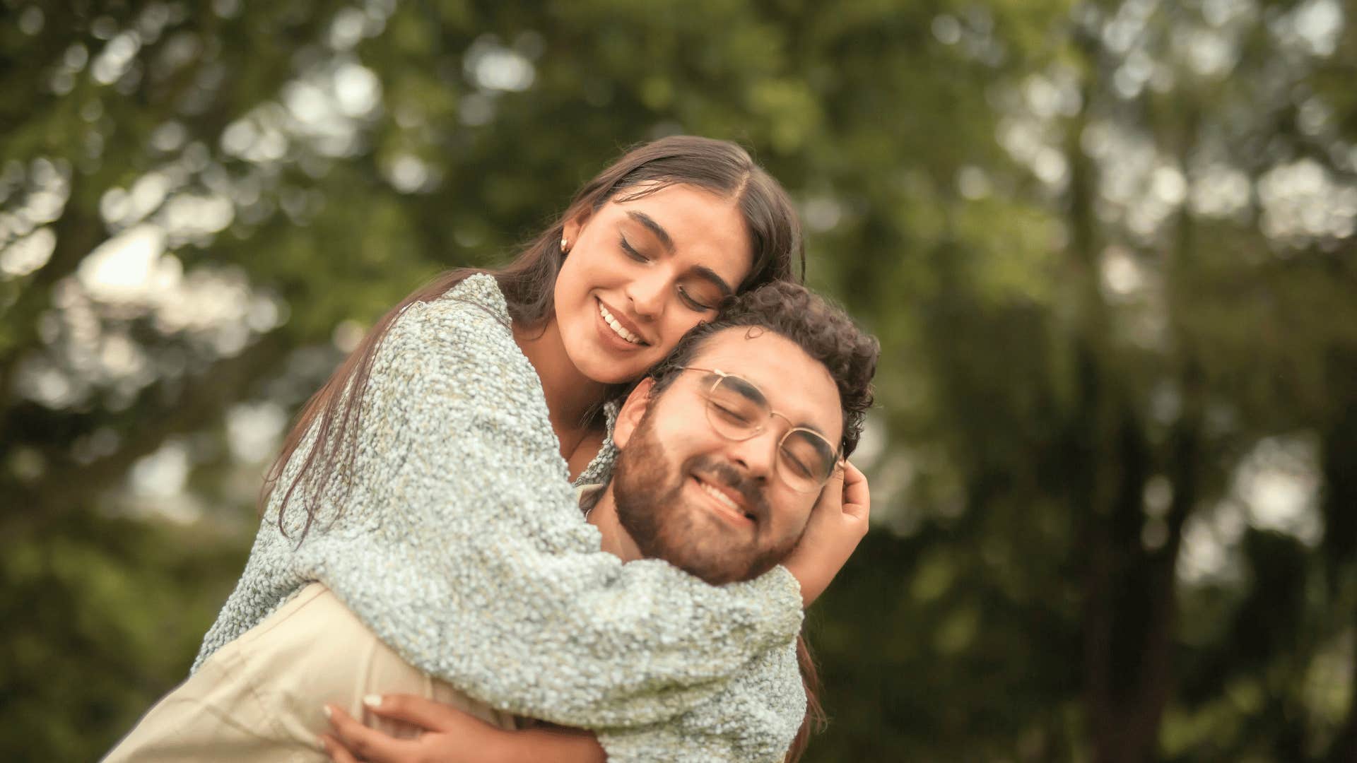 men and women stay happily married make her feel seen