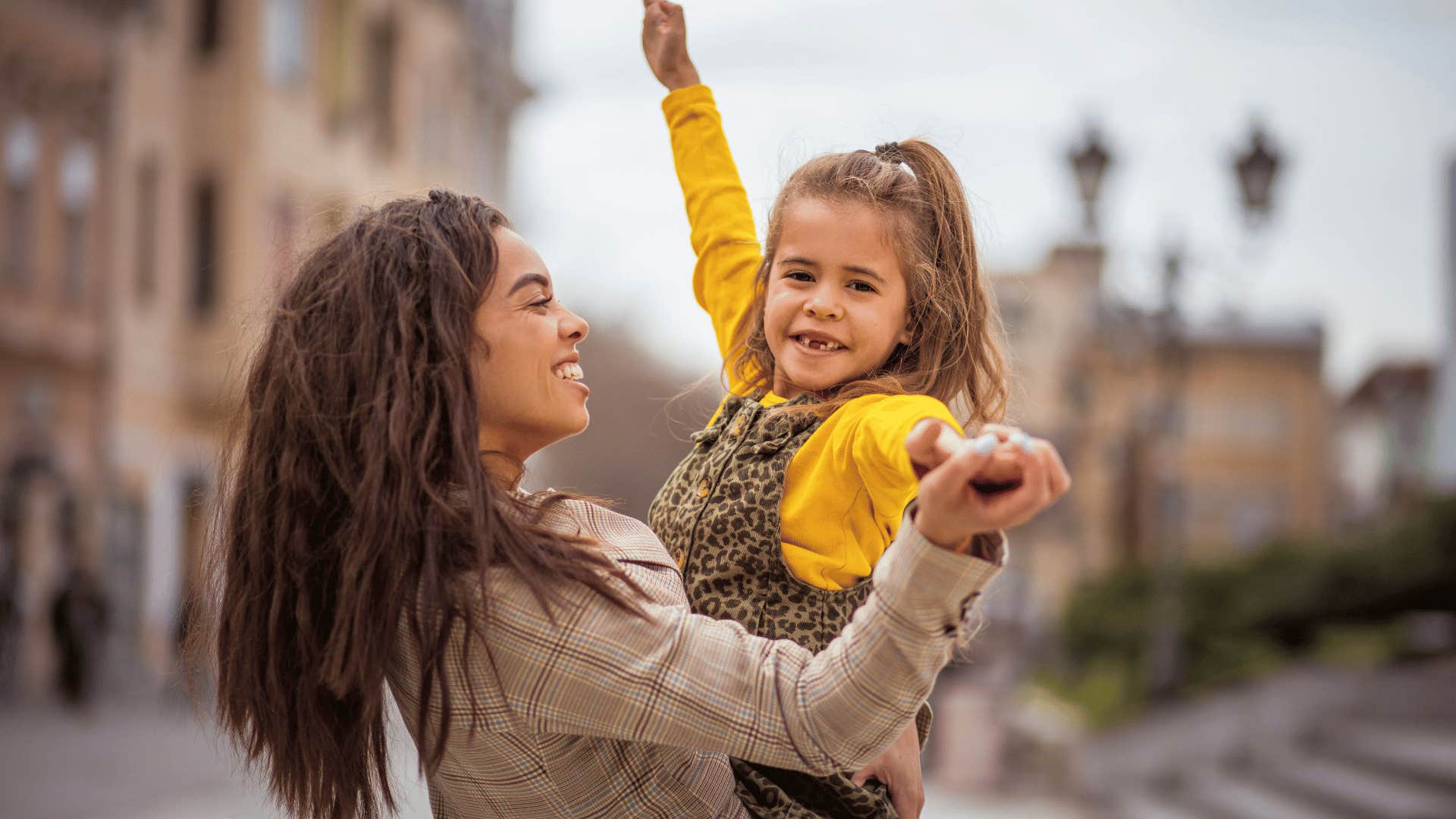 mother encouraging daughter to trust herself