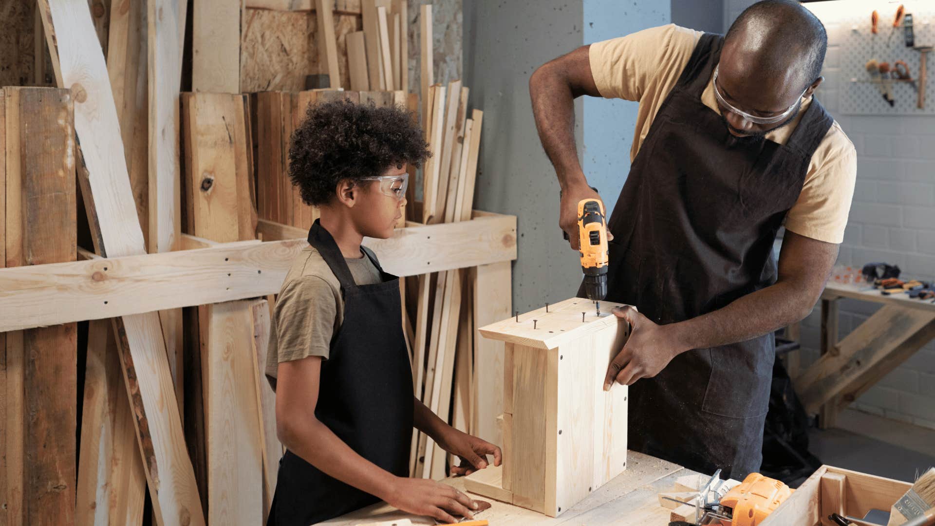 parents who stay close to their kids lead by example