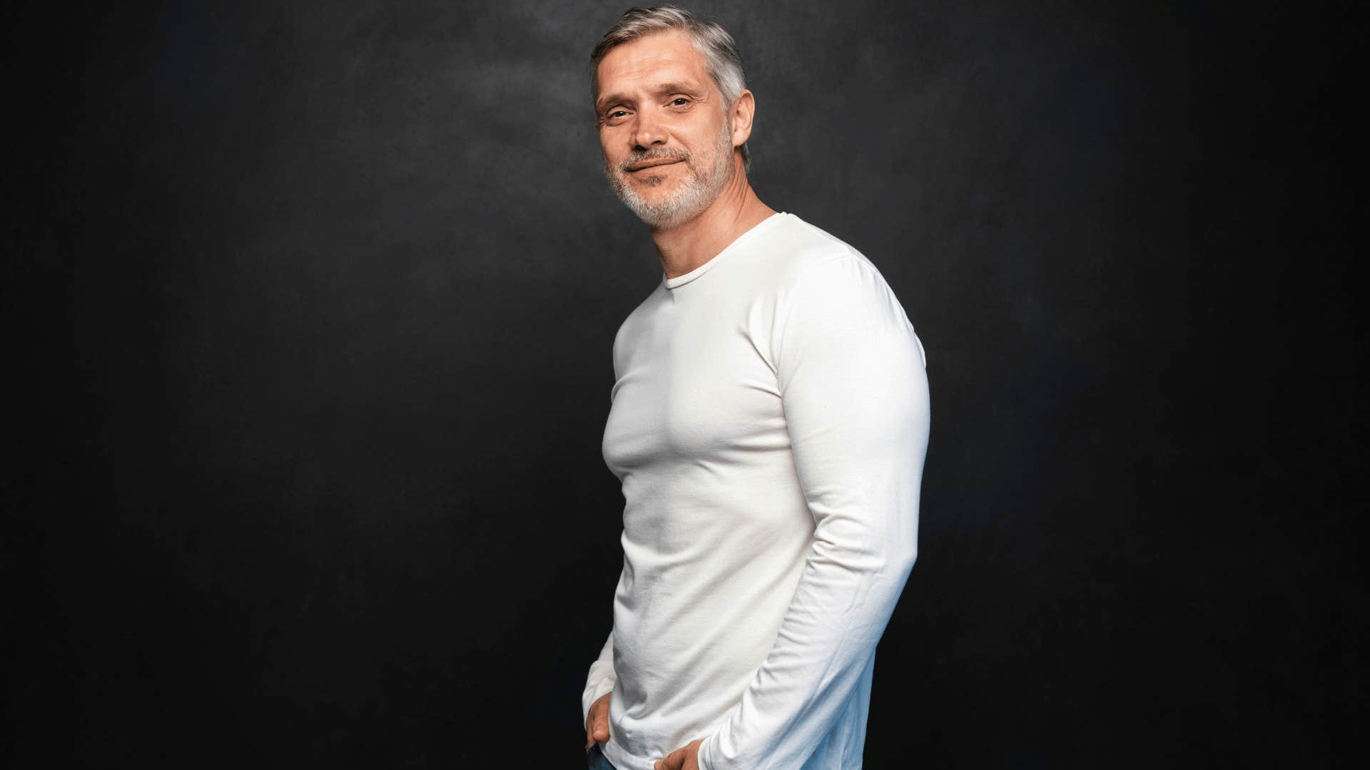 people who are genuinely happy in their midlife live simply