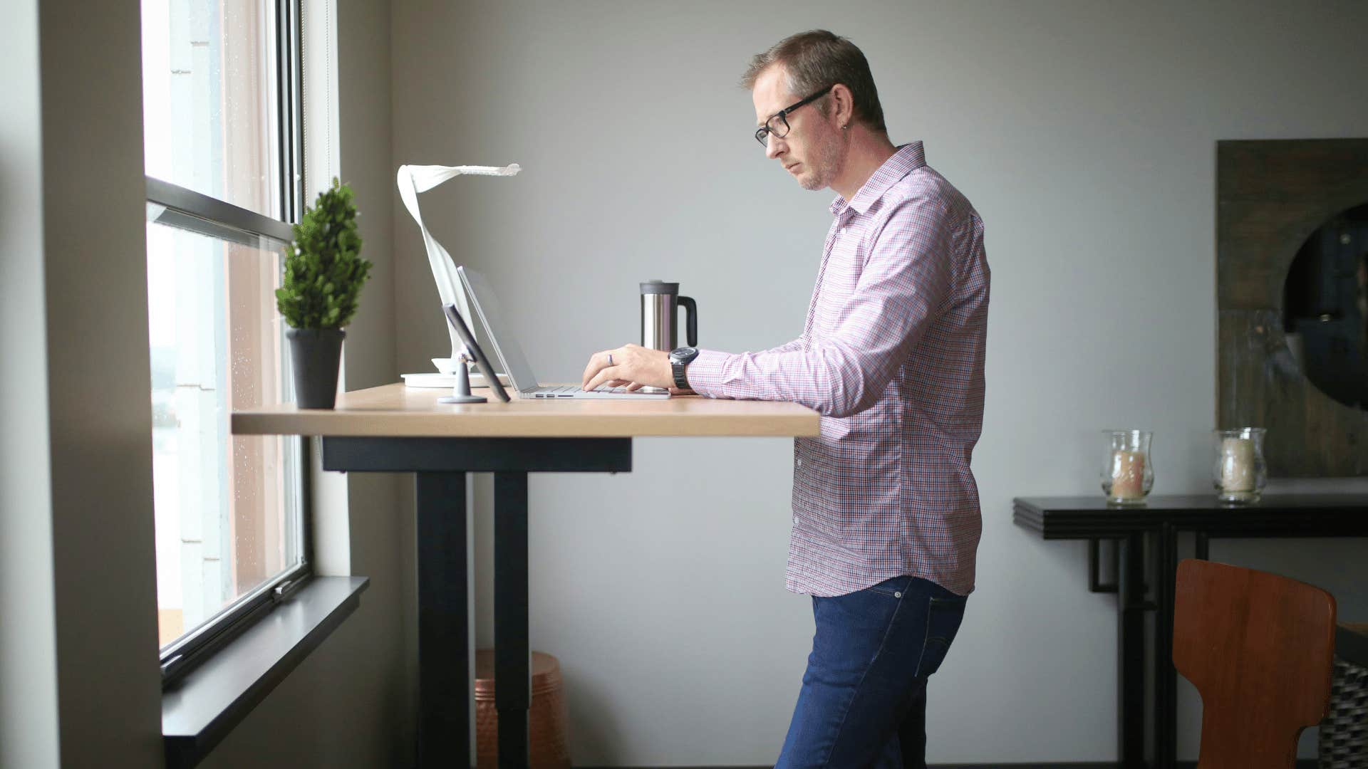 people who stay fit incorporate fitness into other aspects of their life