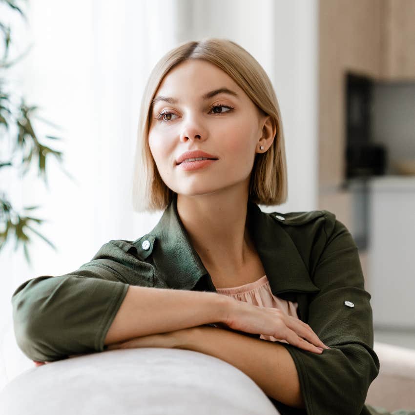 woman who uses astrology for big decisions is more self-aware