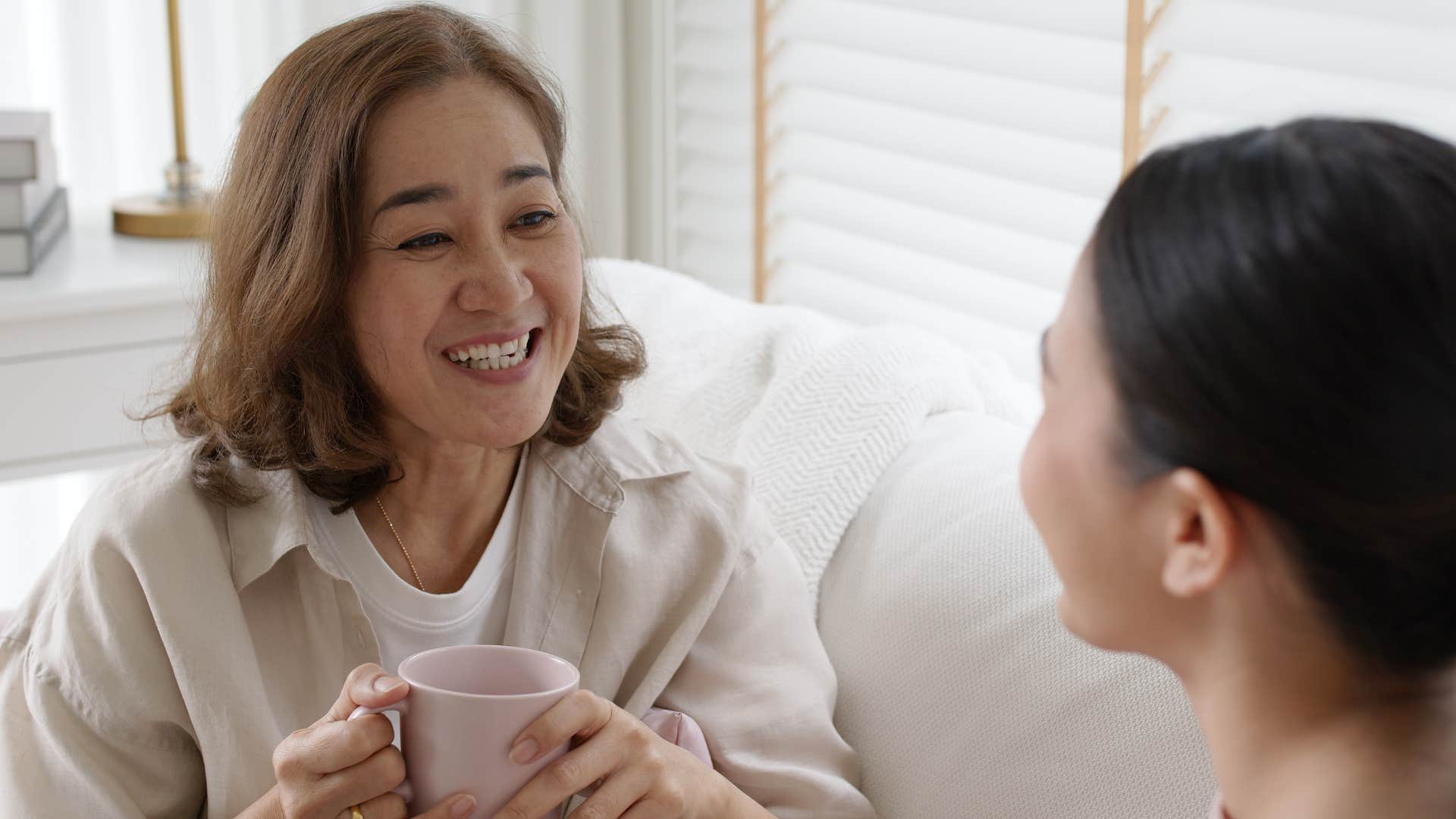 woman who's an active listener talking to daughter