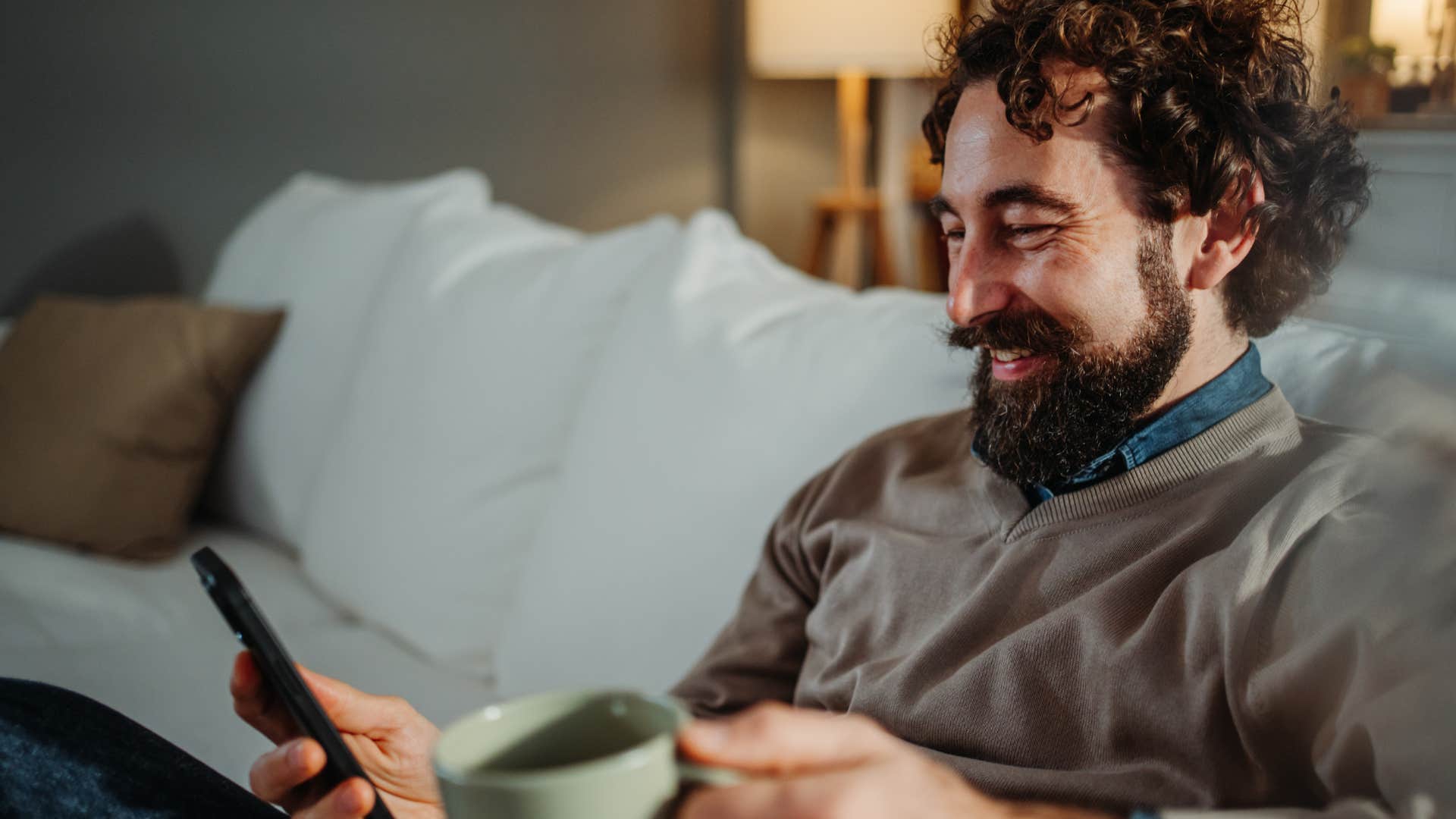 smiling man who doesn't care about judgment from others