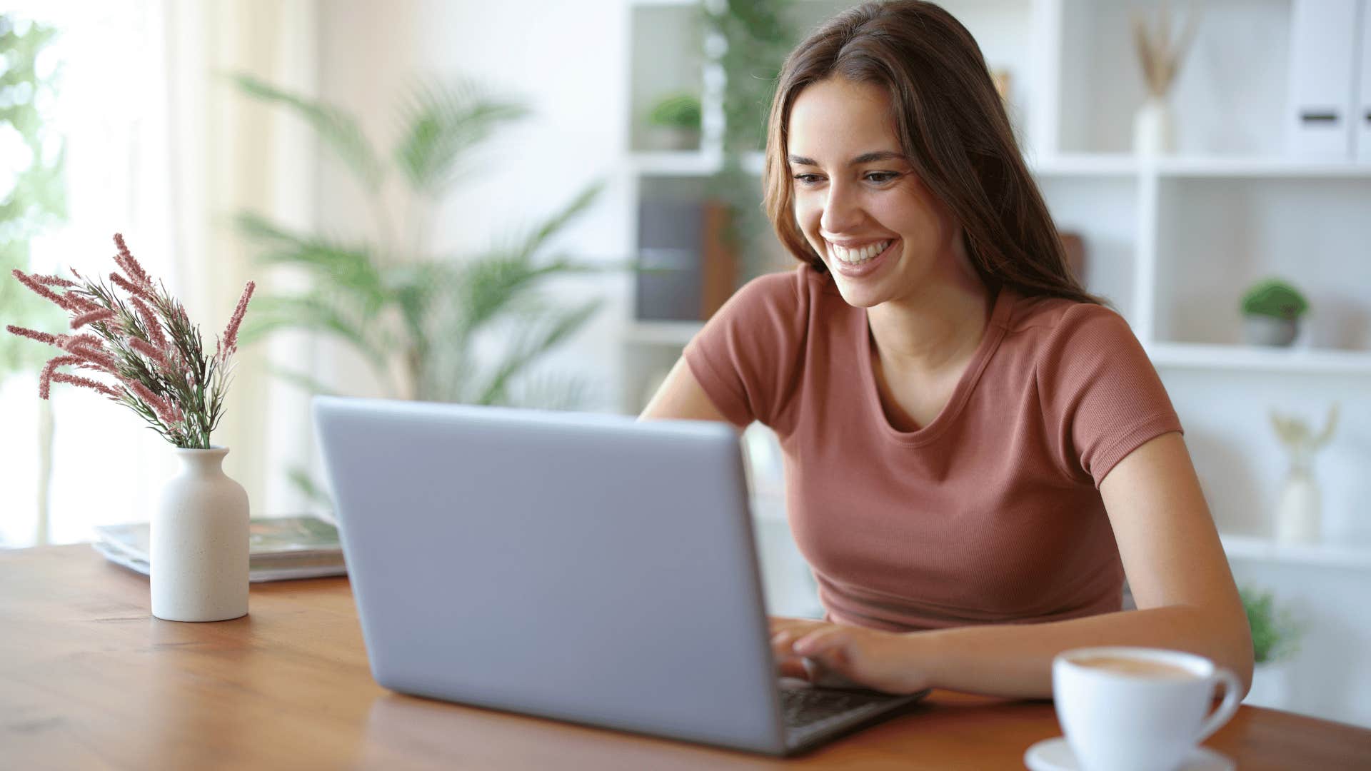 woman who always seems to land on her feet as she treats setbacks as part of the process