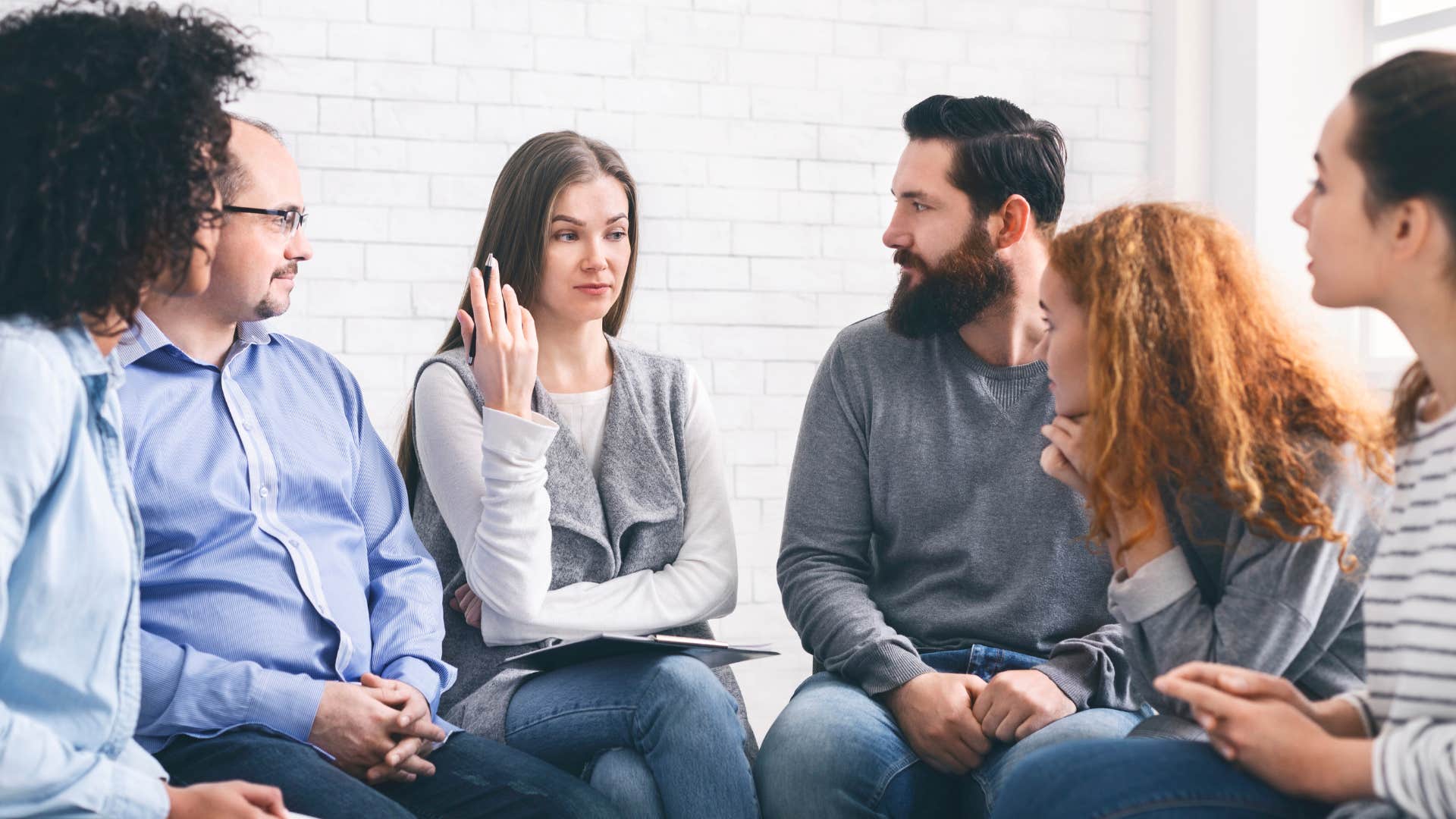 people who feel drained by group conversations usually have these personality traits they are observant 