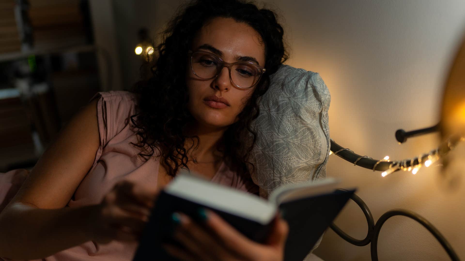 Woman who hates daylight saving time because she appreciates quiet time at the end of the day