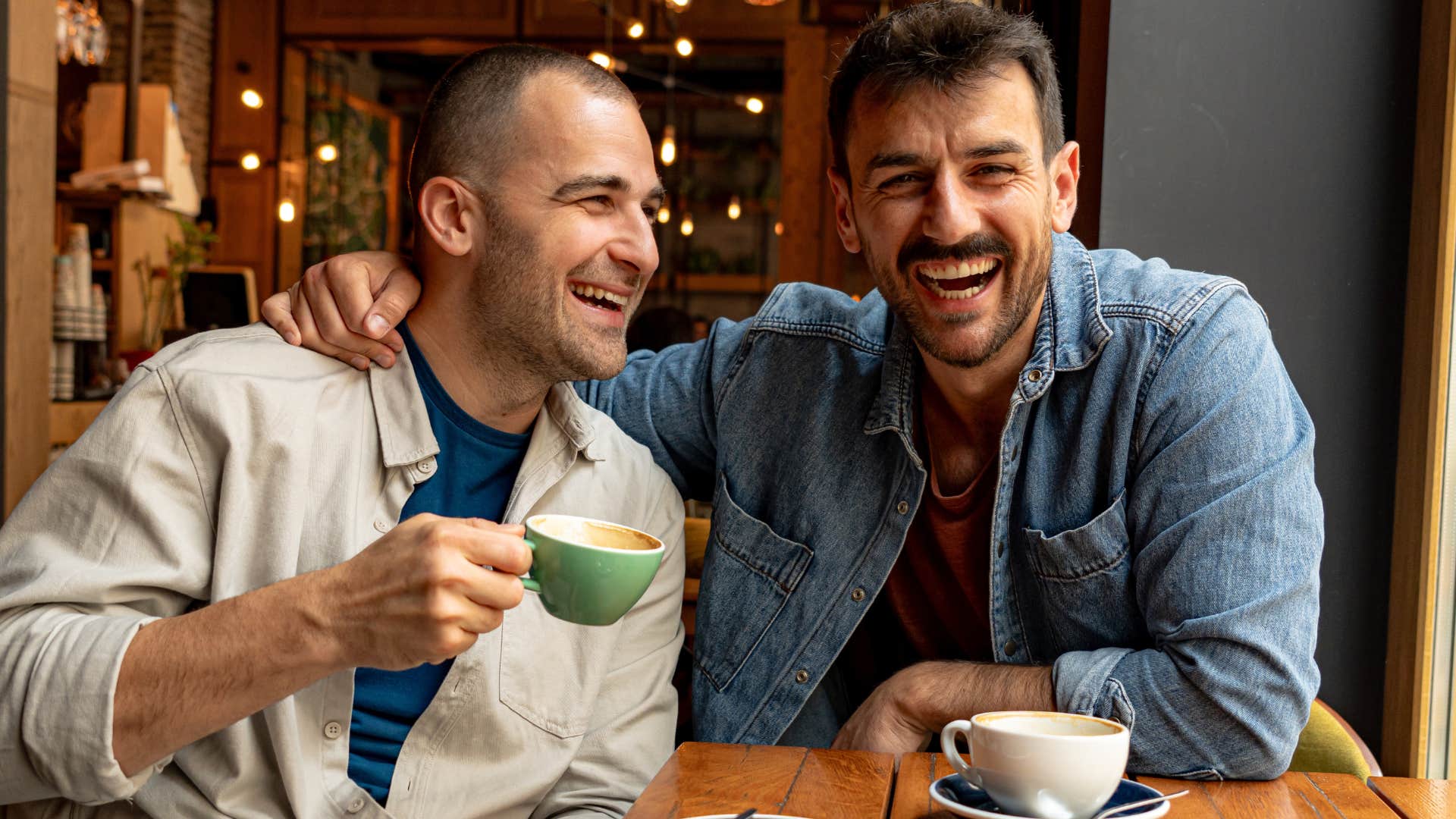 man cultivating meaningful, energizing relationships with friends