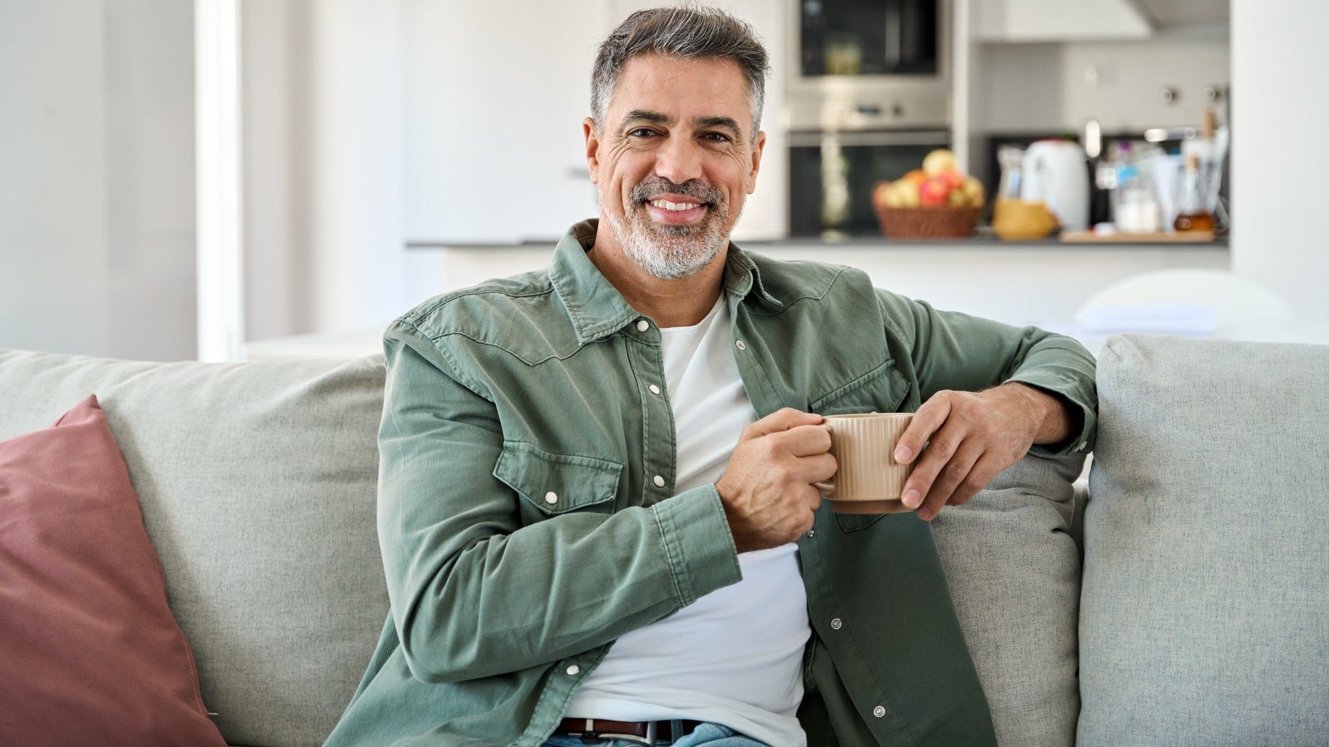 man who remembers life before the internet as he is comfortable being unreachable