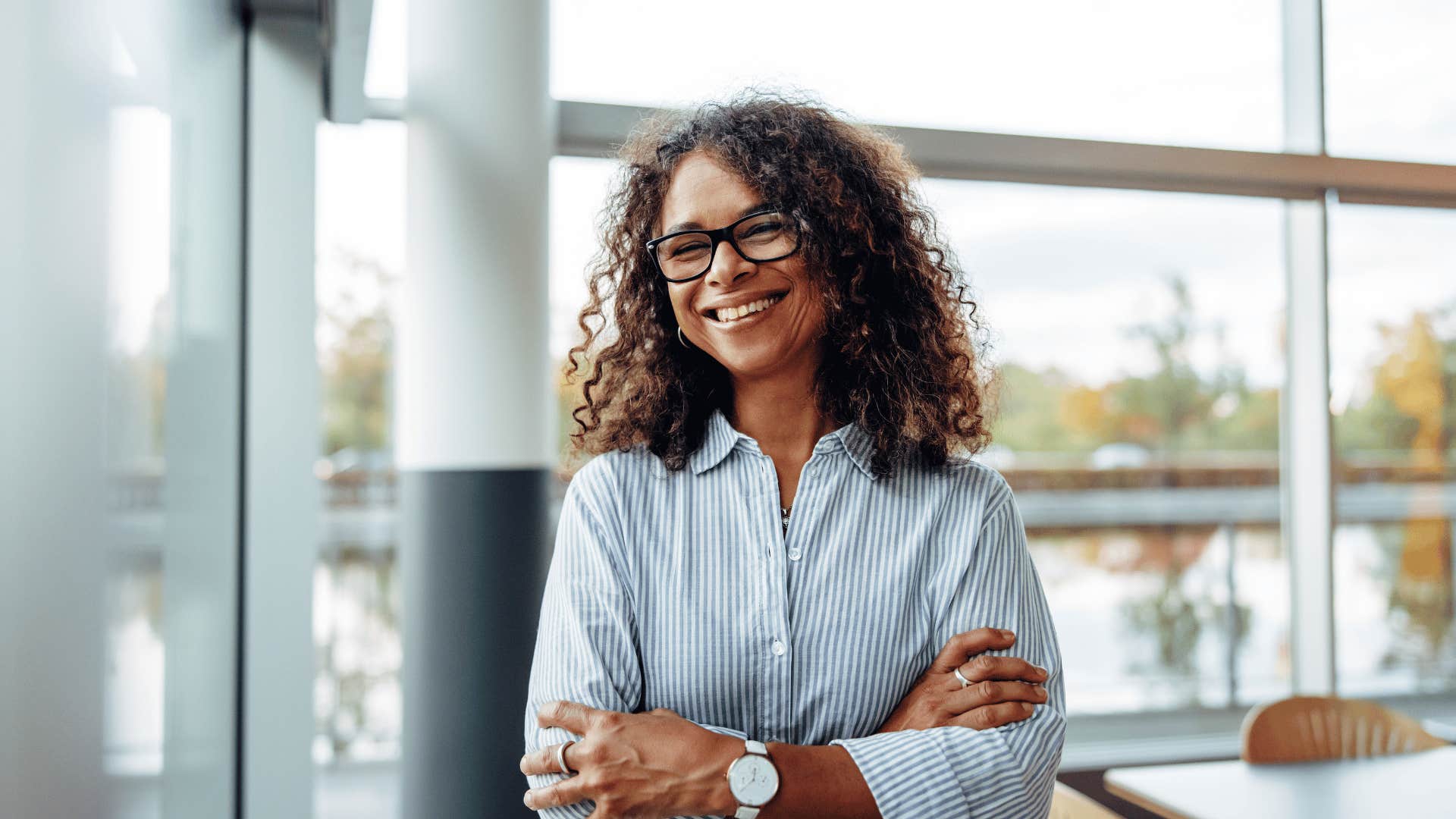 woman who sees the bigger picture in everyday situations as she thinks of the long-term consequences