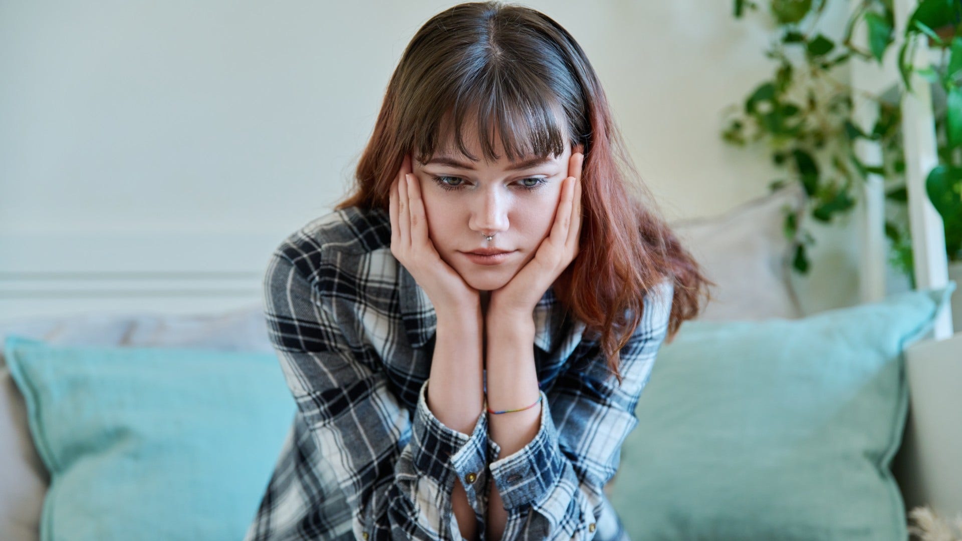 woman with a negative mindset saying nothing ever works out
