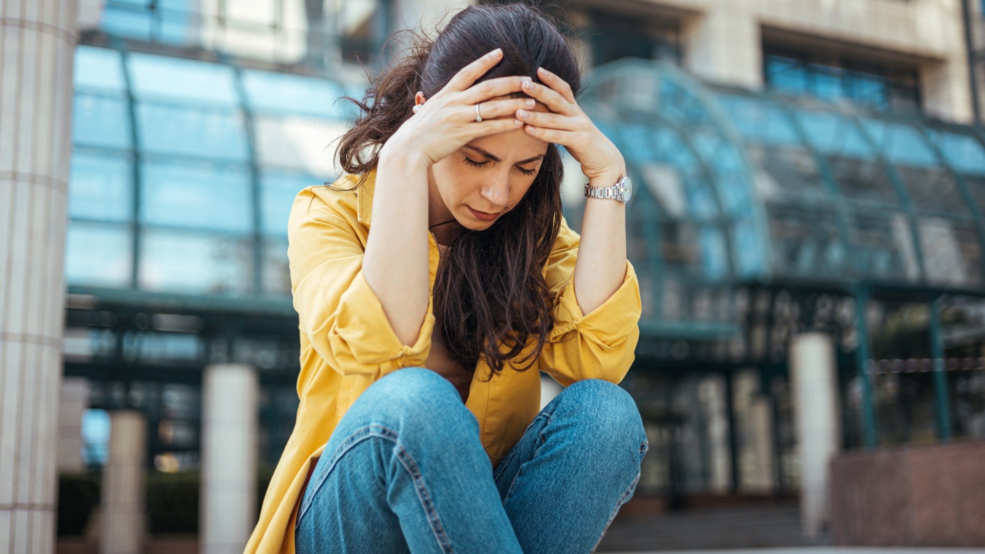 woman with a negative mindset saying that's just my luck