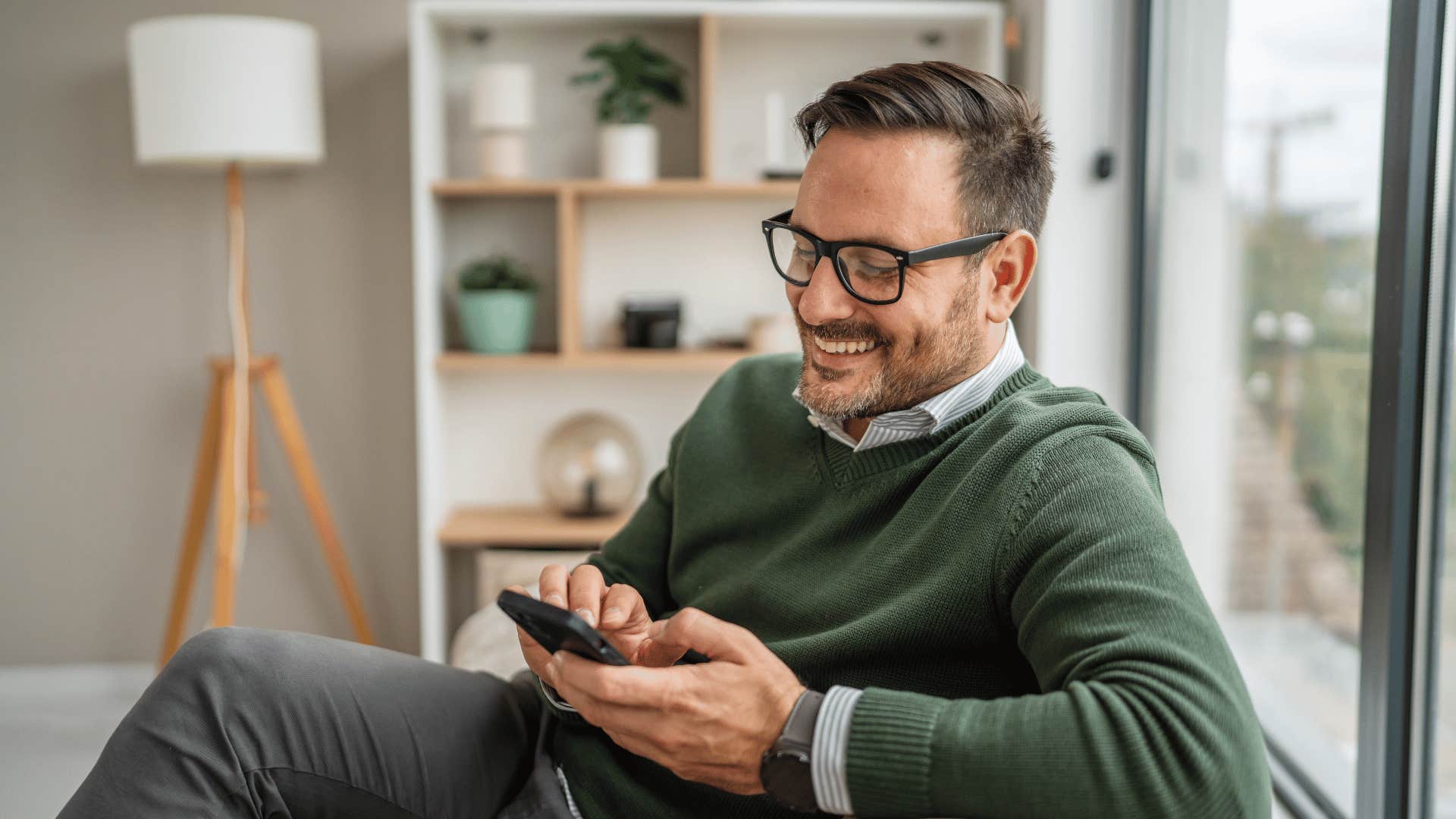 man who has a high iq using the phrase there are a few different ways to look at this