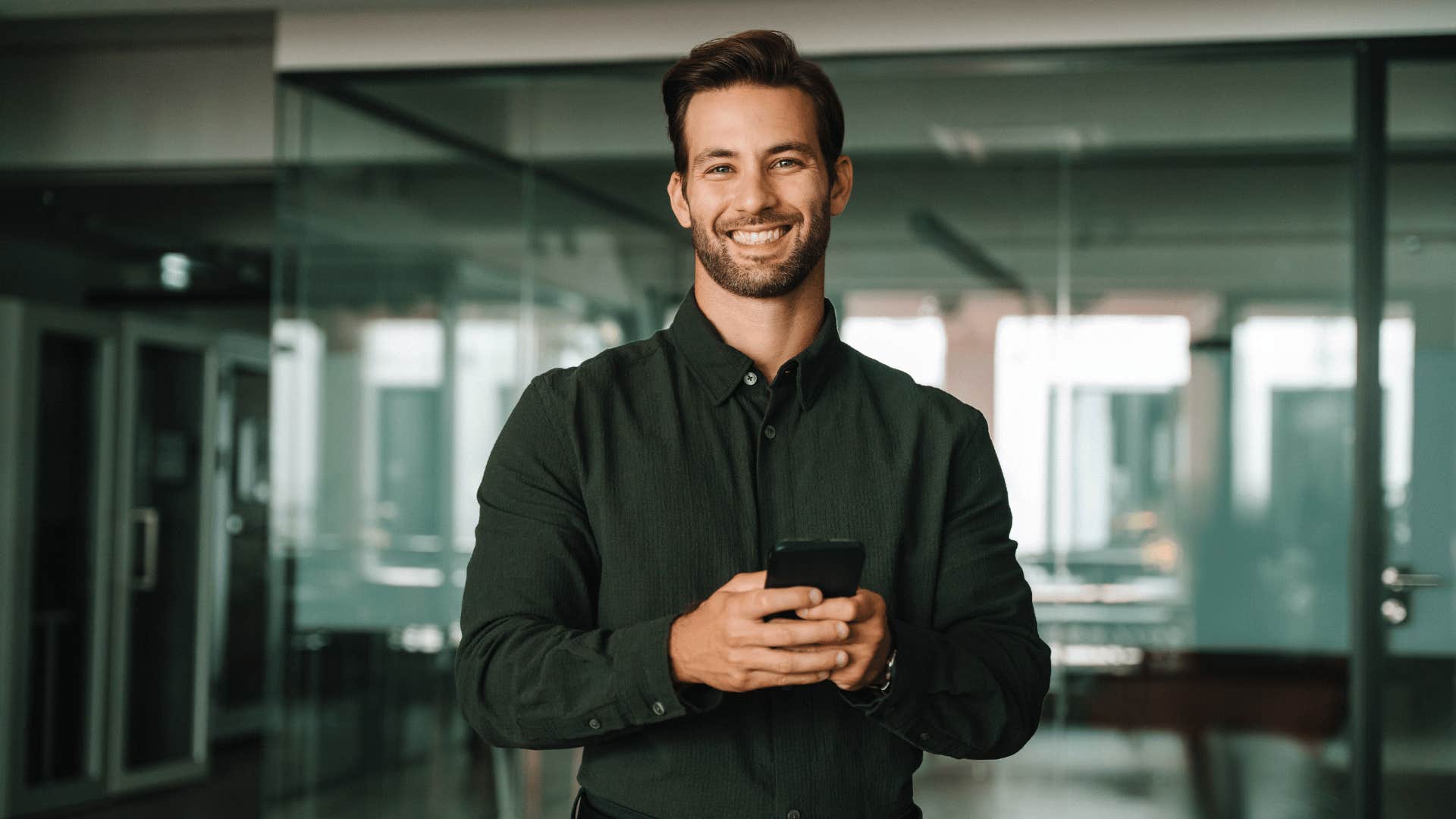 man who has high iq saying the phrase i'm trying to understand the pattern here