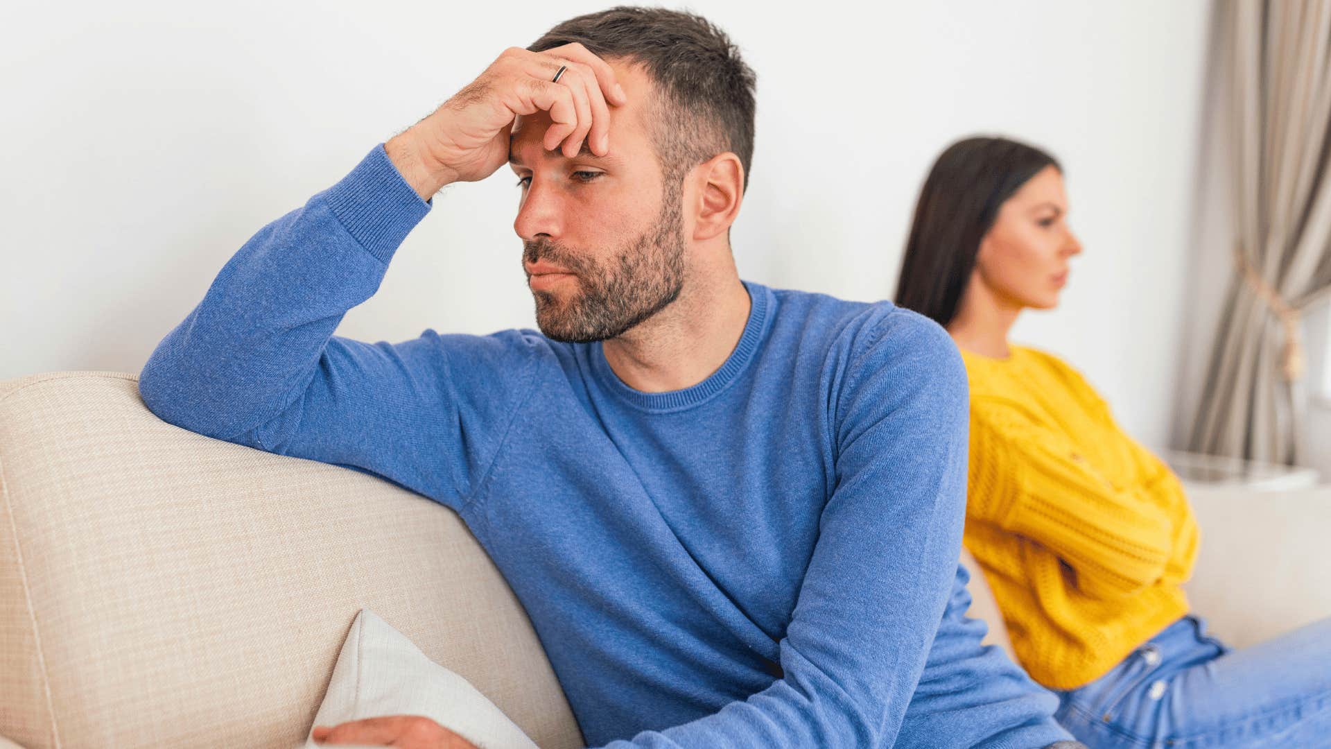 protect yourself from a narcissist by ignoring them