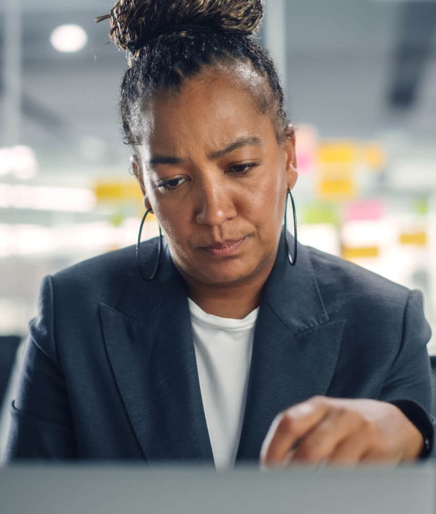 dissatisfied person at work showing can't change circumstances