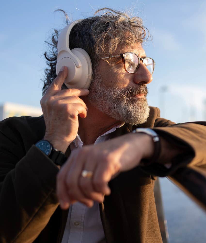 Chill old guy takes time out to relax