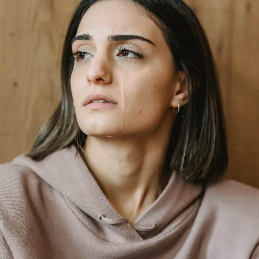 grieving woman who needs support