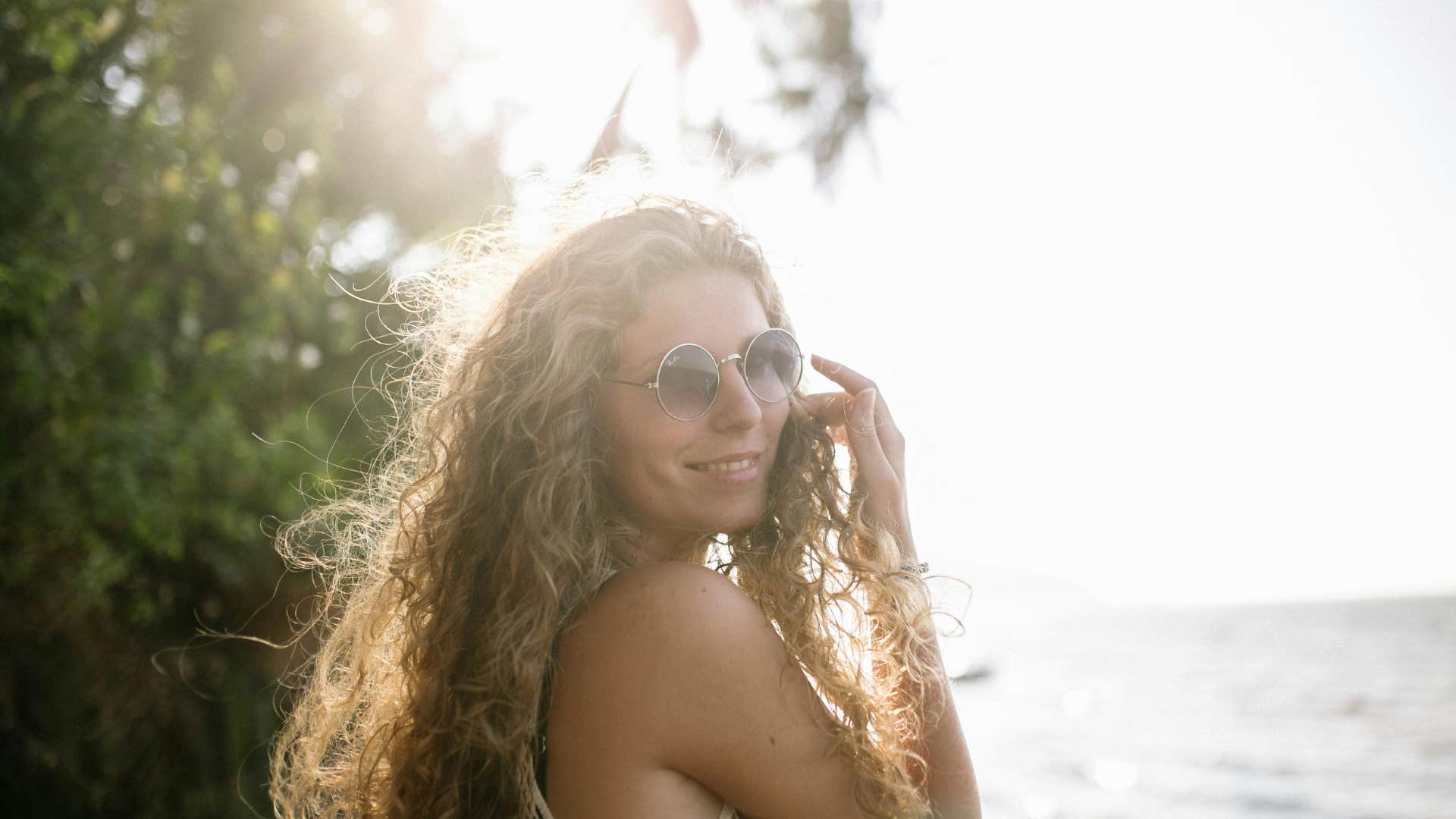 things a woman will do when she likes you but is trying not to show it making excuses to see you