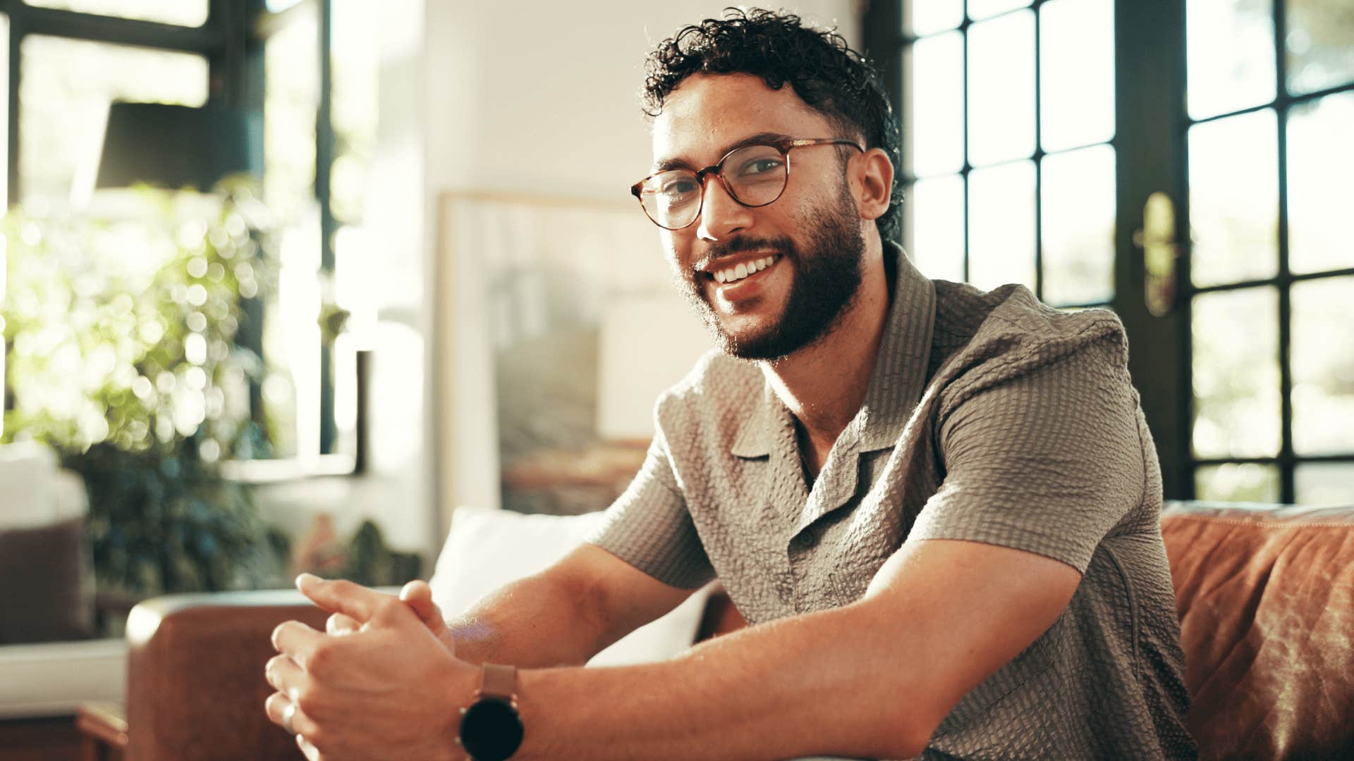 man who is emotionally secure celebrating other people's success