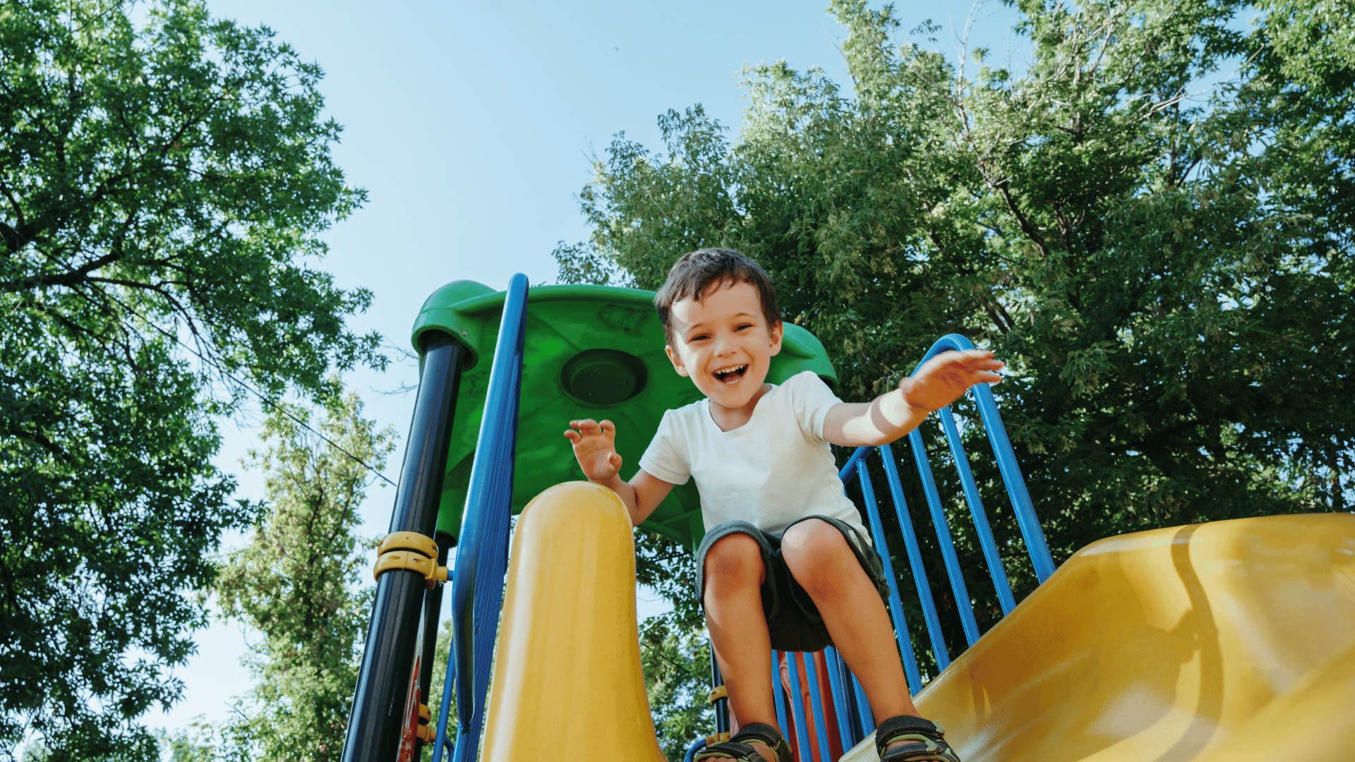 little kid who figures out how to manage small risks