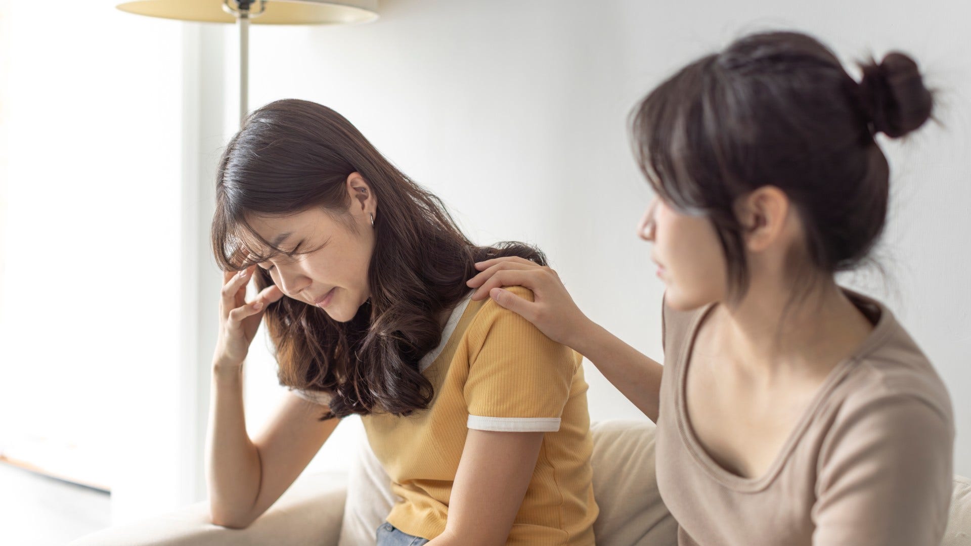 woman who disagrees without making it personal by listening to understand not counter