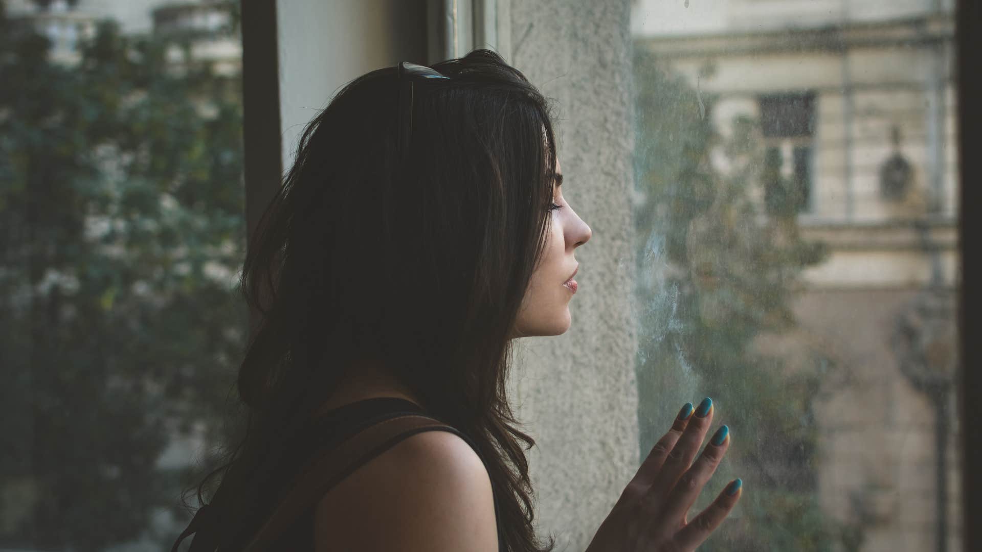 ways good women accidentally push love away she downplays her needs