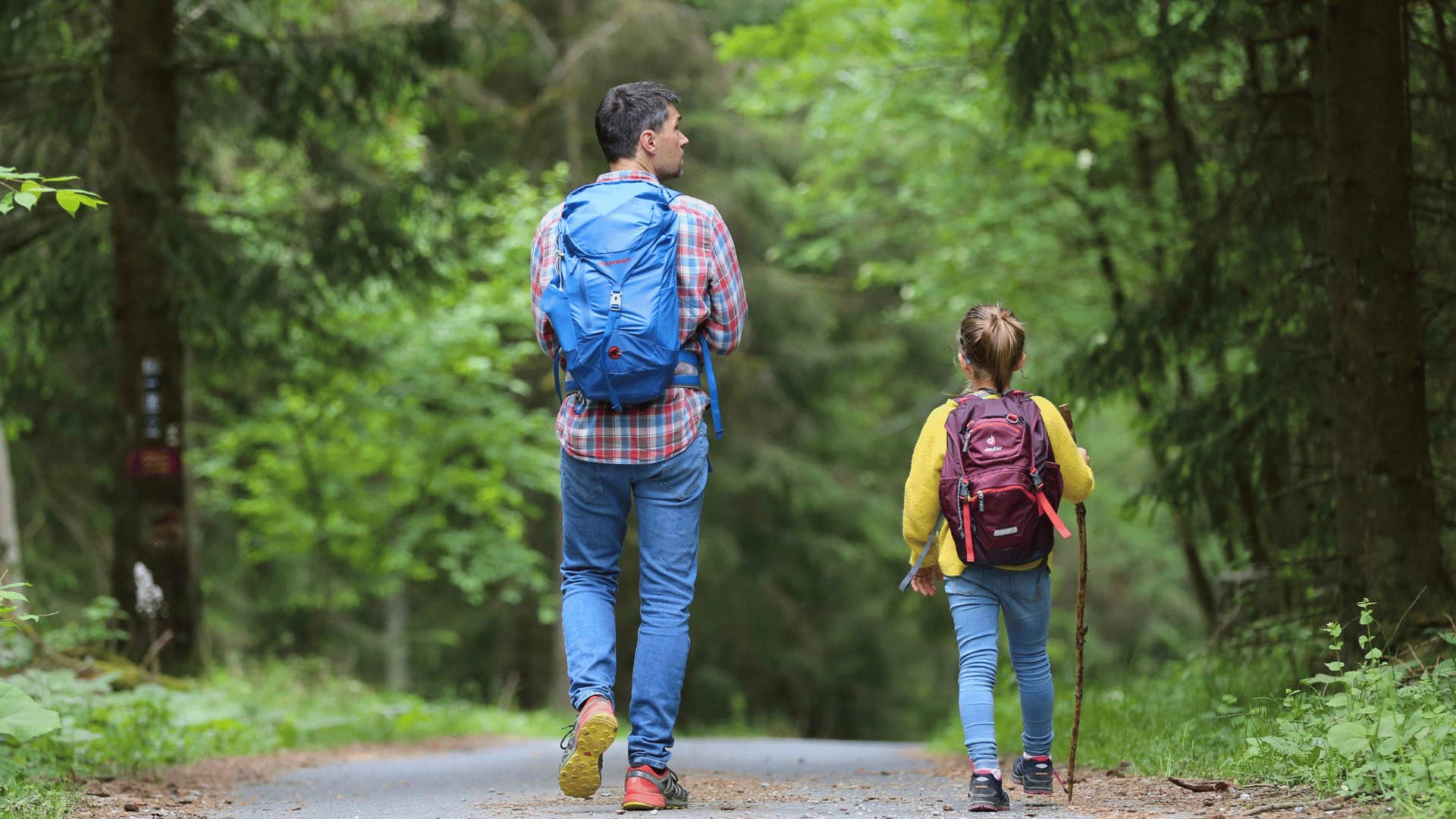 woman in man's life makes men reduce support traditional gender roles