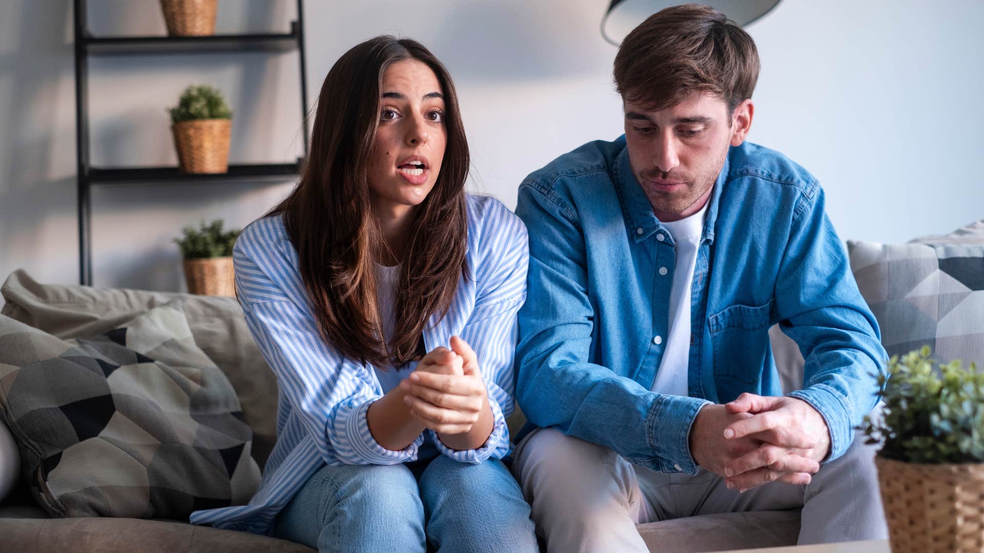 woman who doesn't fear abandonment talking to partner