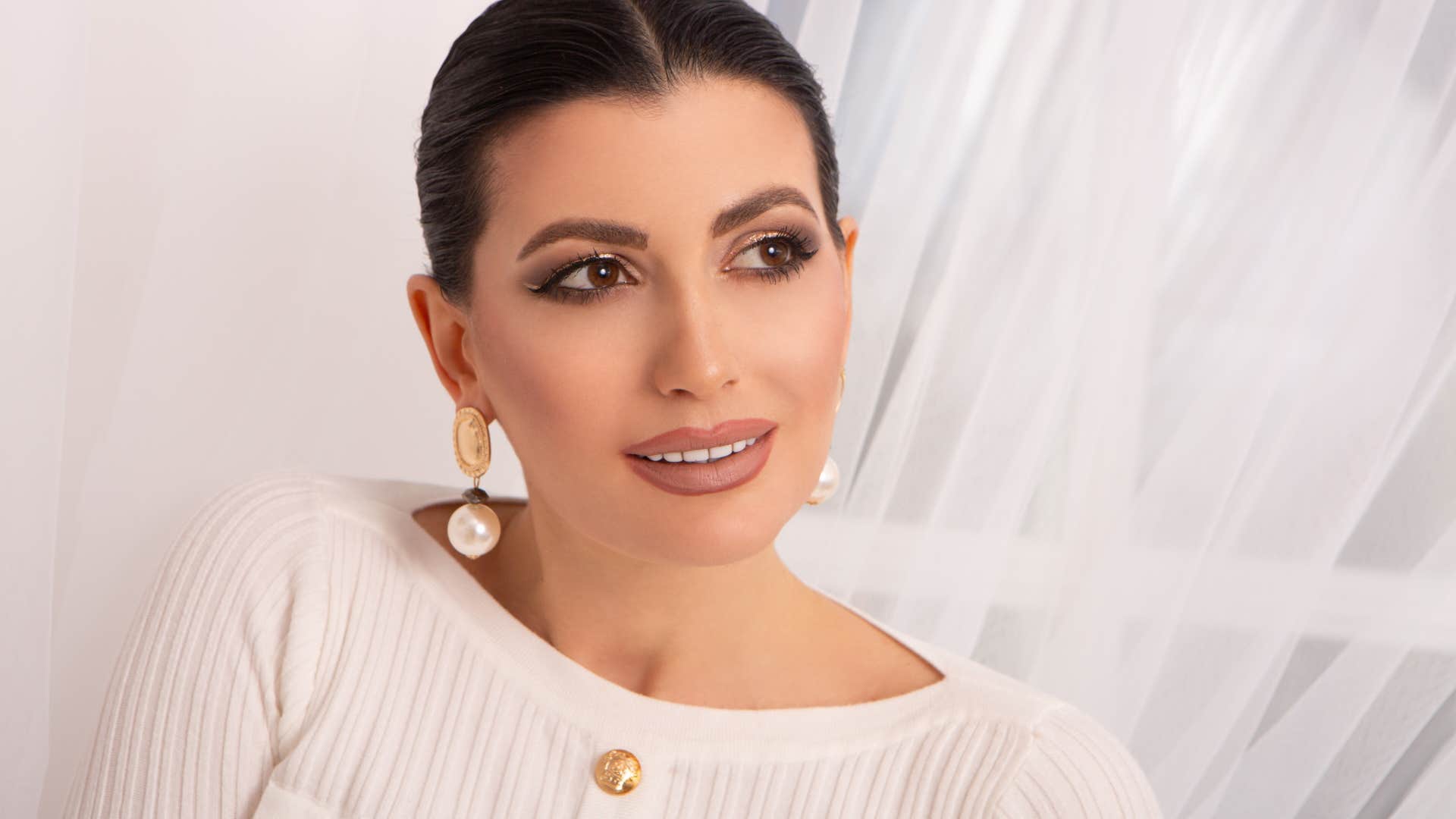 women who avoid conflict at all costs usually have these frustrating habits theyd rather have peace than honesty